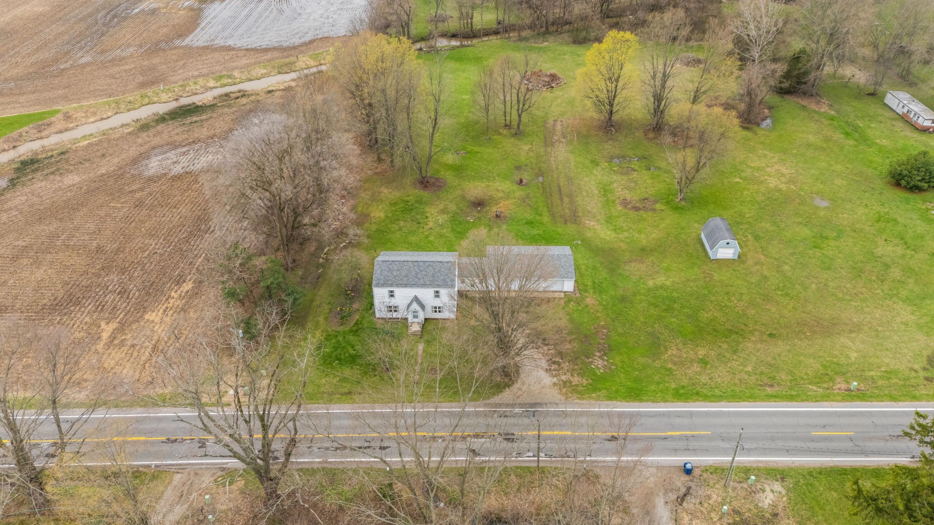 13690 Cleveland Avenue Buchanan MI 49107