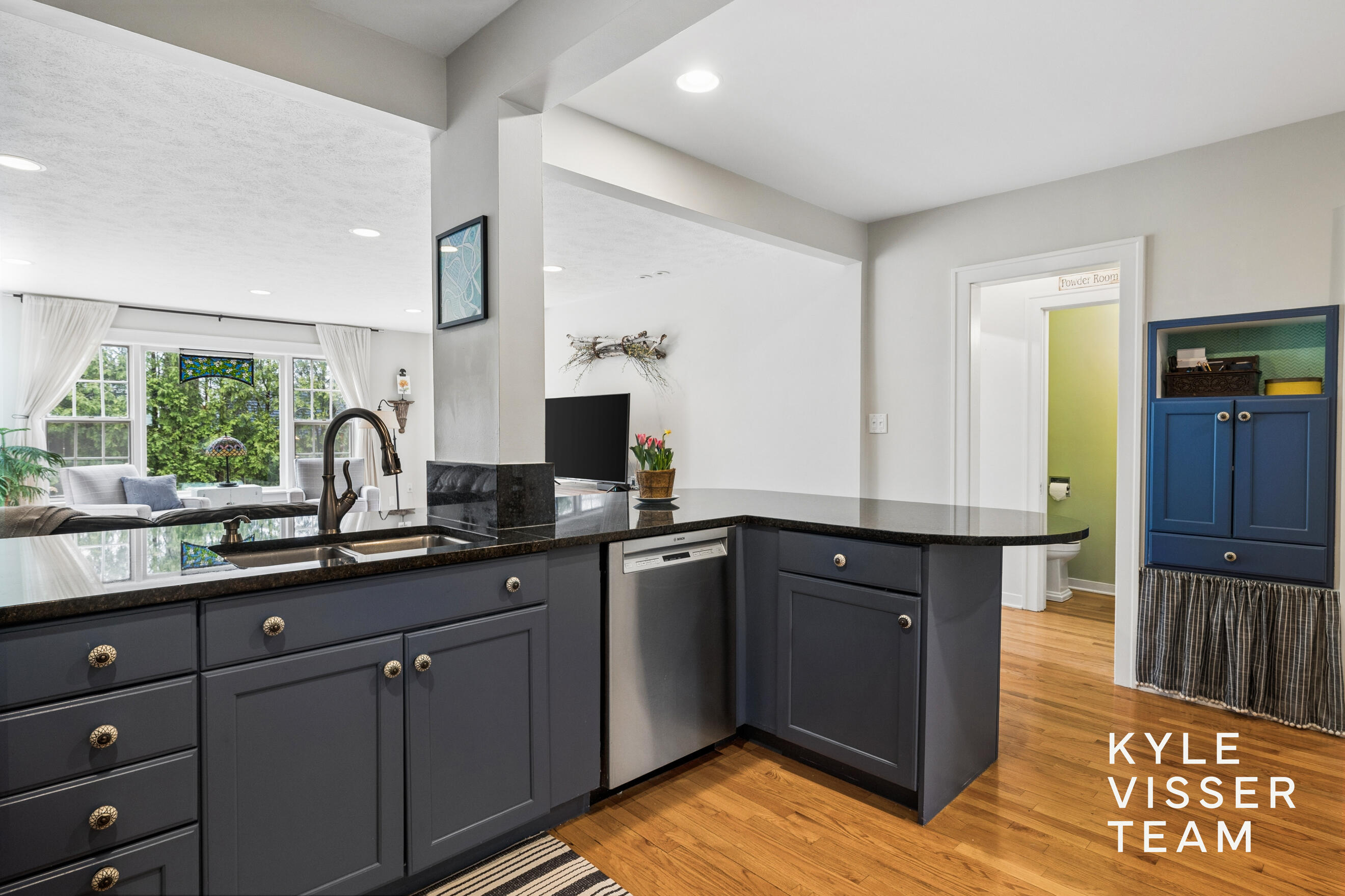 1543 Edgewood Avenue SE East Grand Rapids MI 49506