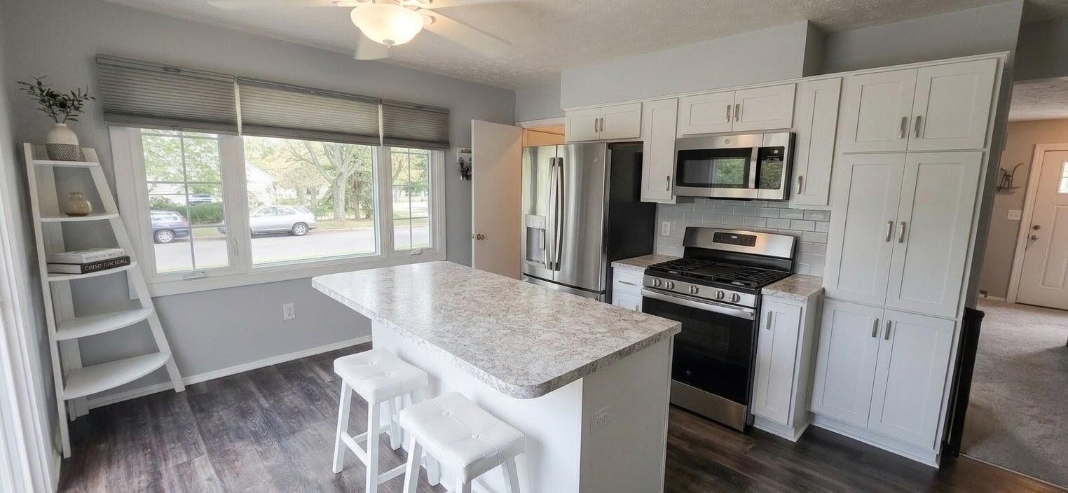 1135 Walwood Drive NE Grand Rapids MI 49505