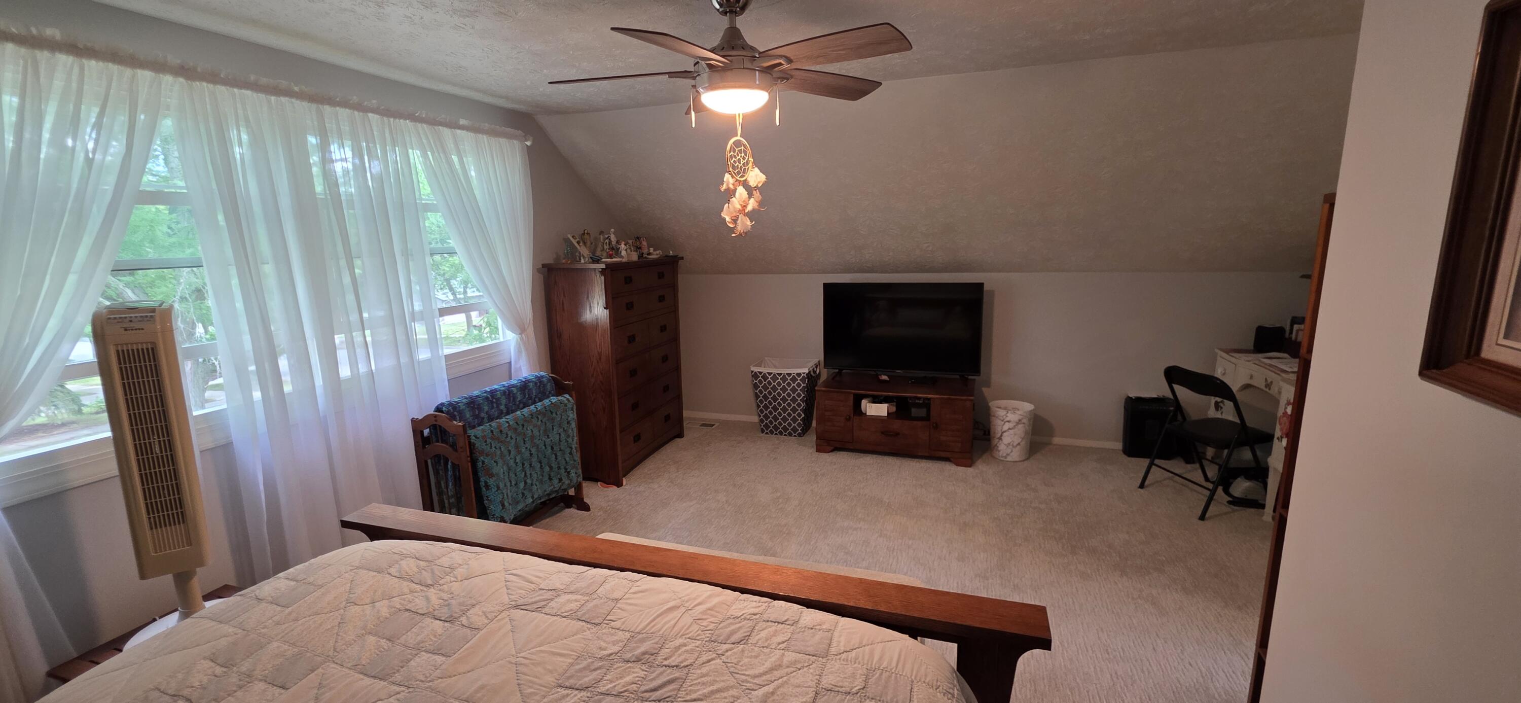 1135 Walwood Drive NE Grand Rapids MI 49505