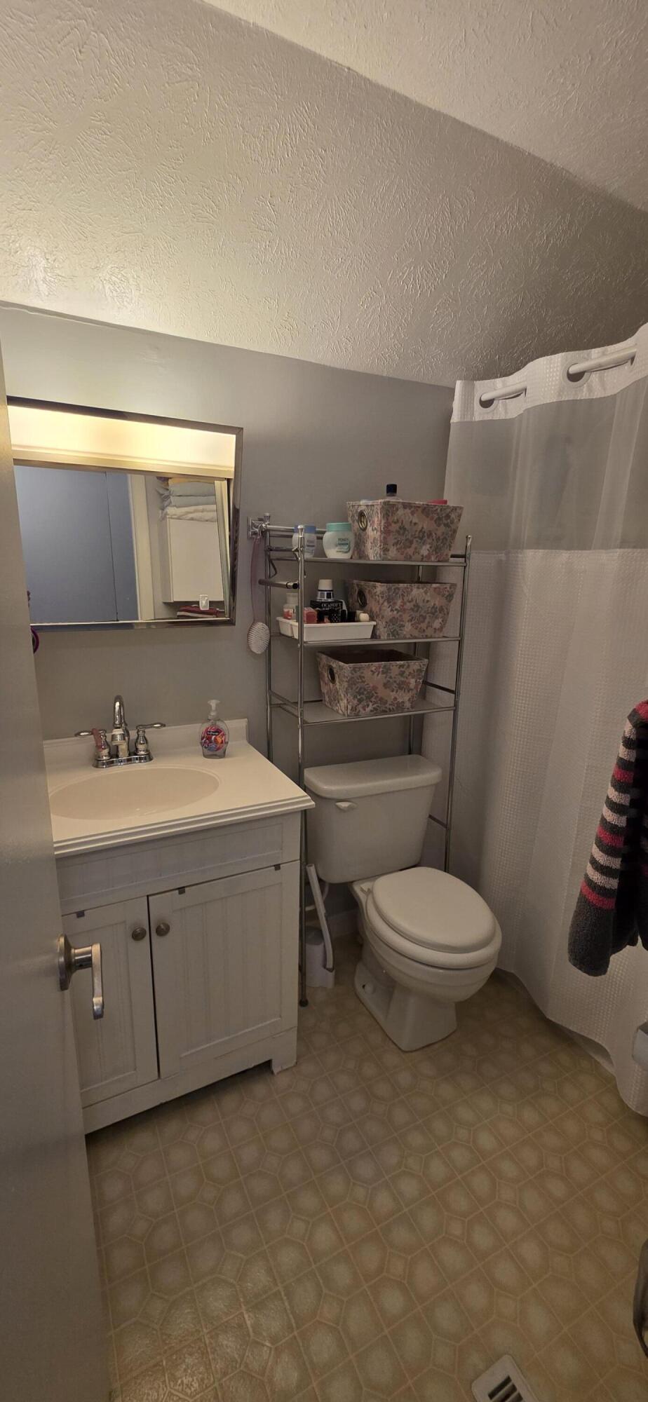 1135 Walwood Drive NE Grand Rapids MI 49505