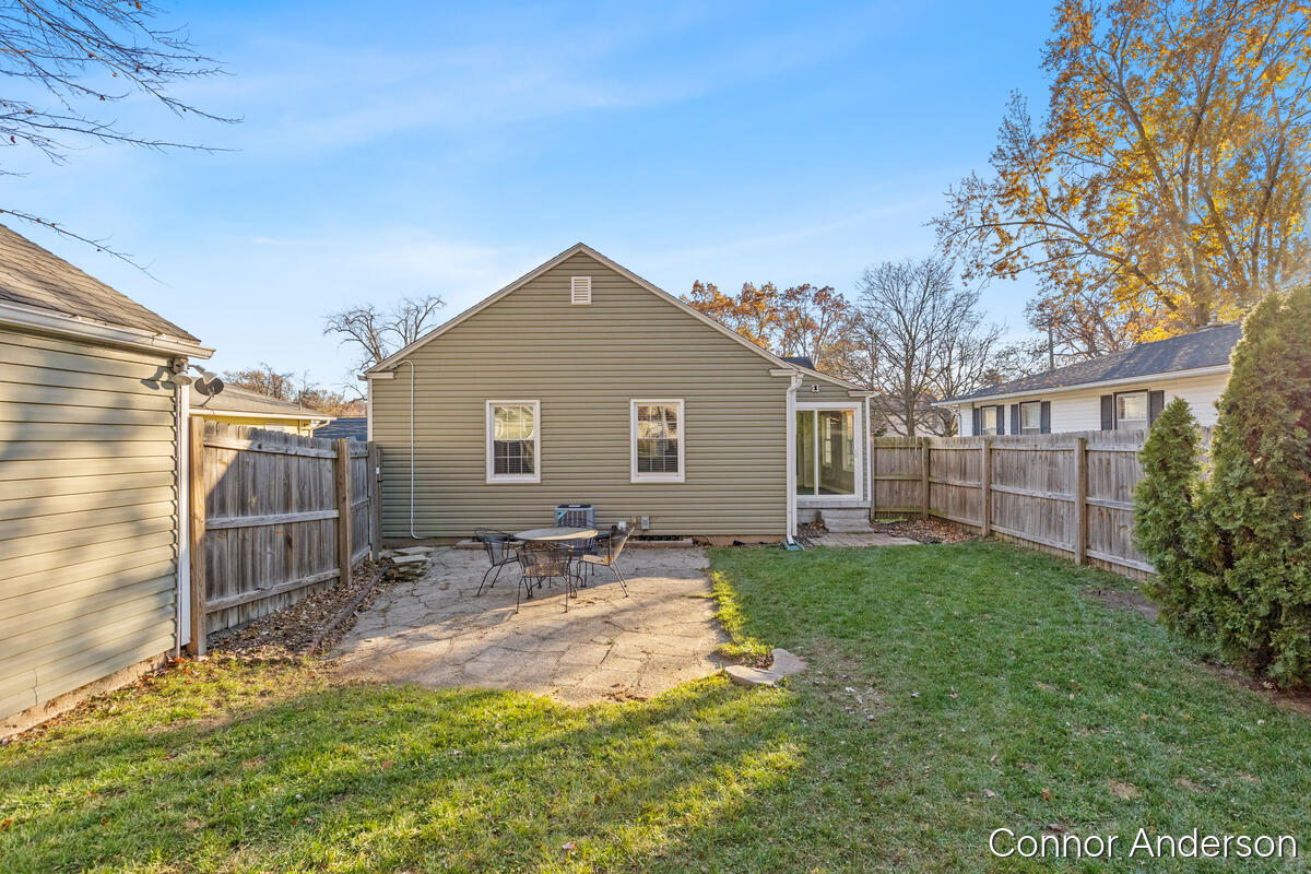 1137 Edna Street SE Grand Rapids MI 49507