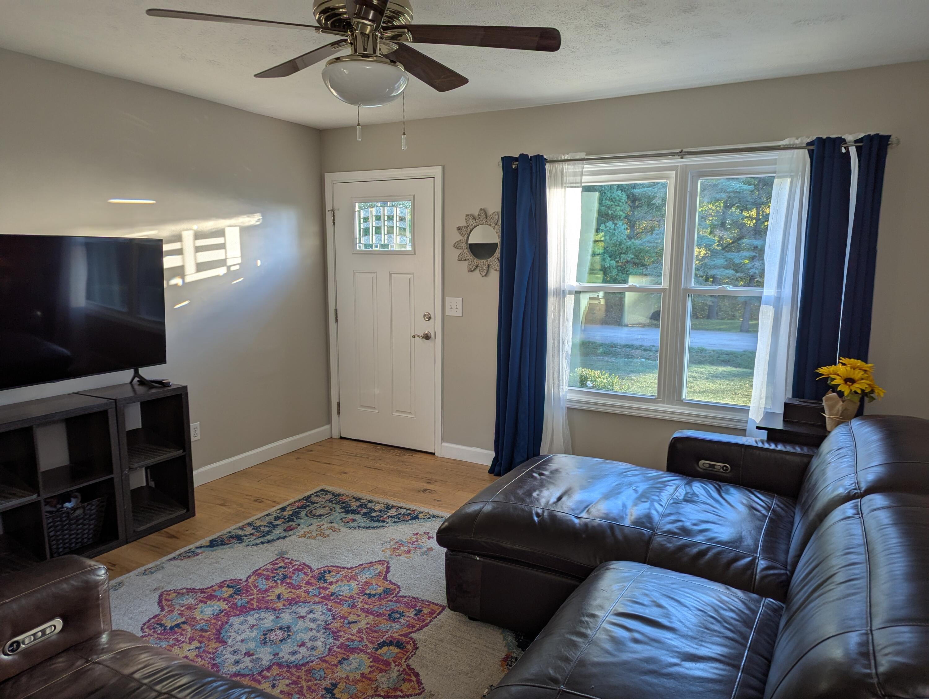 10033 Nimphie Road Fenton MI 48430