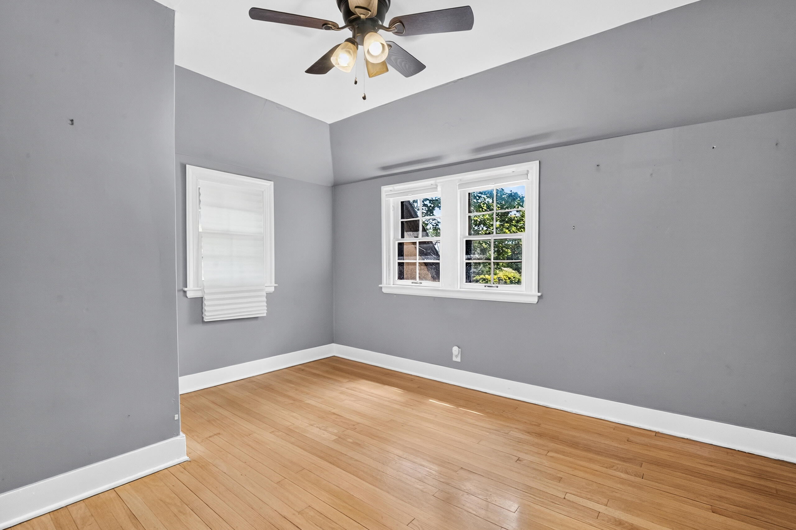 2433 E Main Street Kalamazoo MI 49048