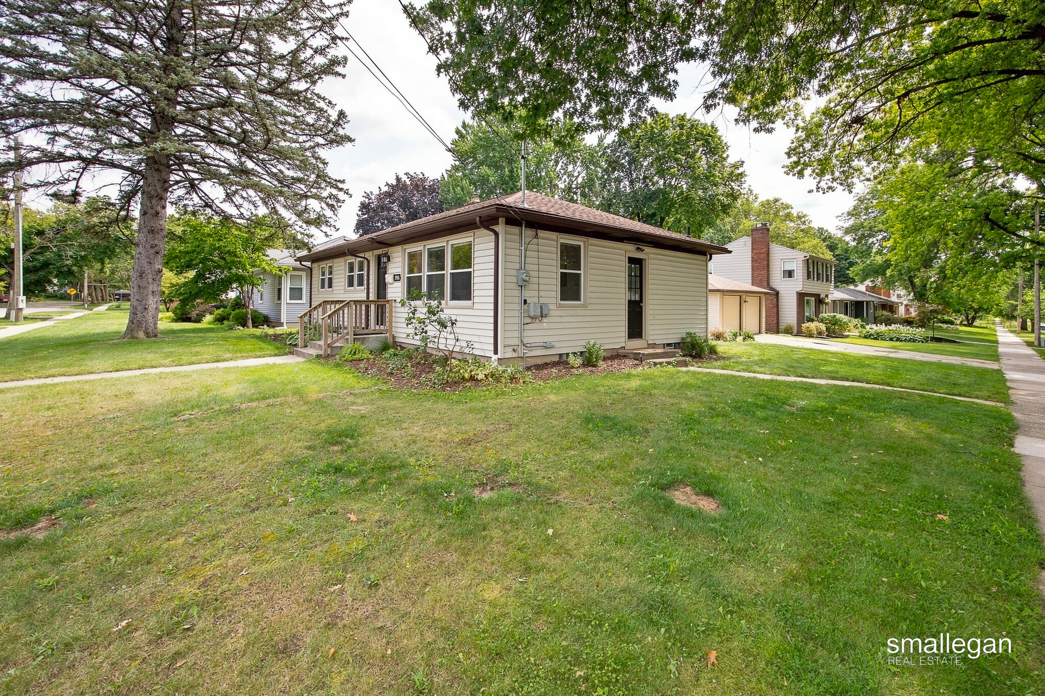 1904 Griggs Street SE Grand Rapids MI 49506