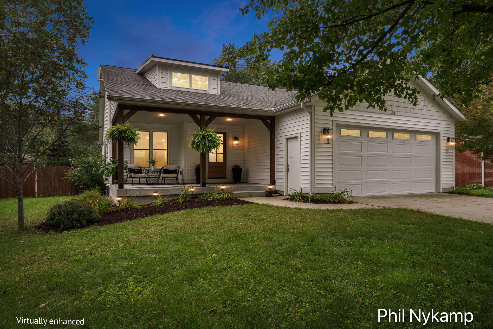 64 W 33rd Street Holland MI 49423
