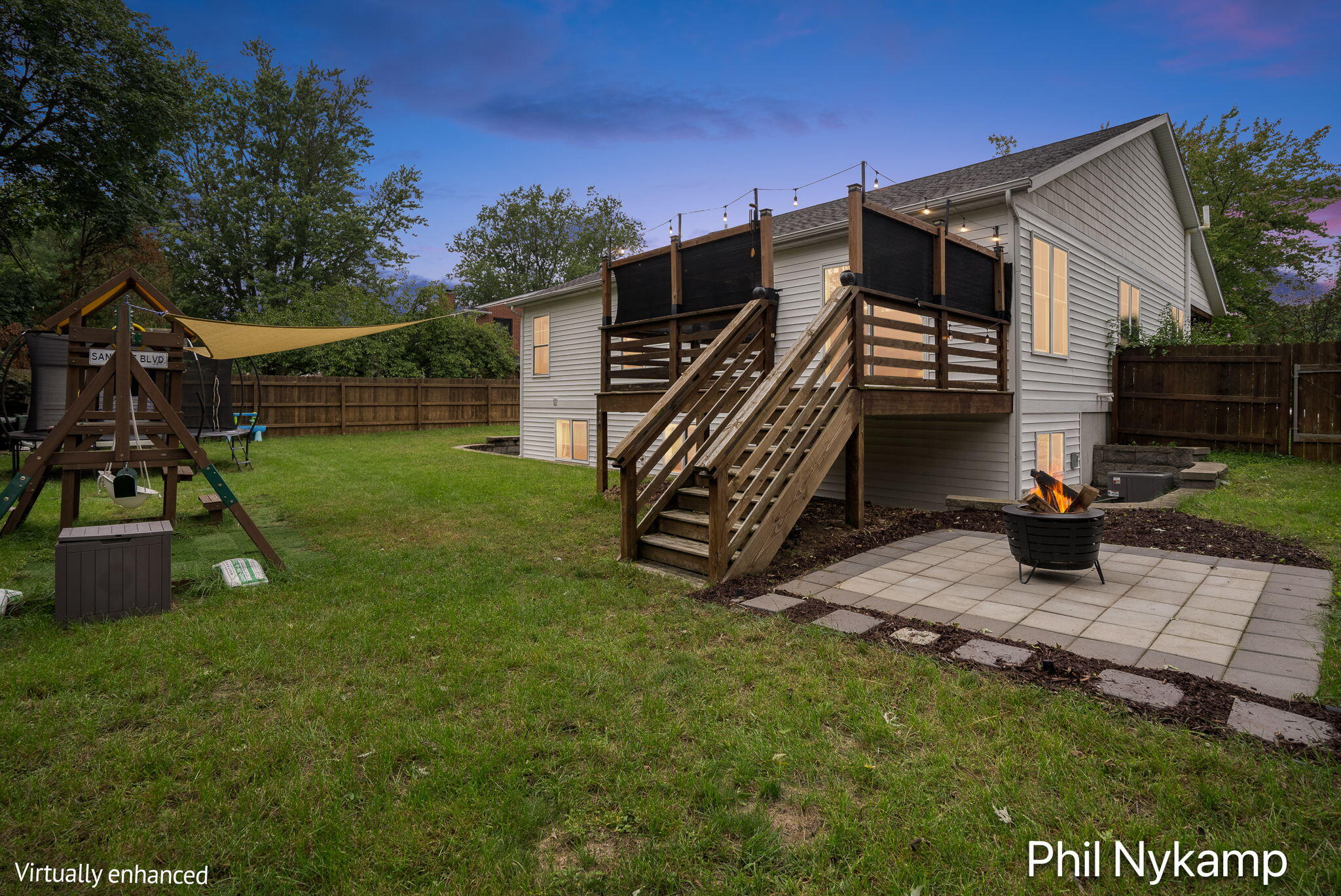 64 W 33rd Street Holland MI 49423