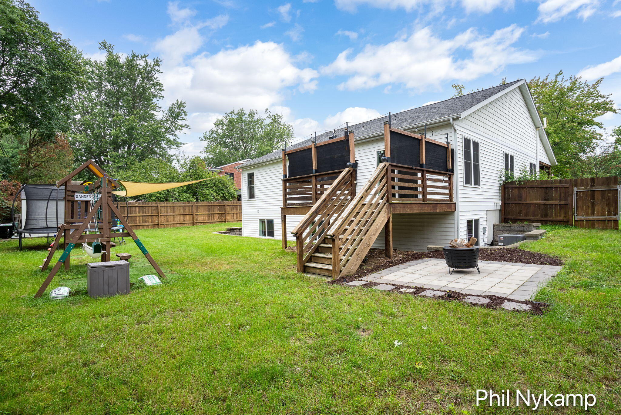 64 W 33rd Street Holland MI 49423