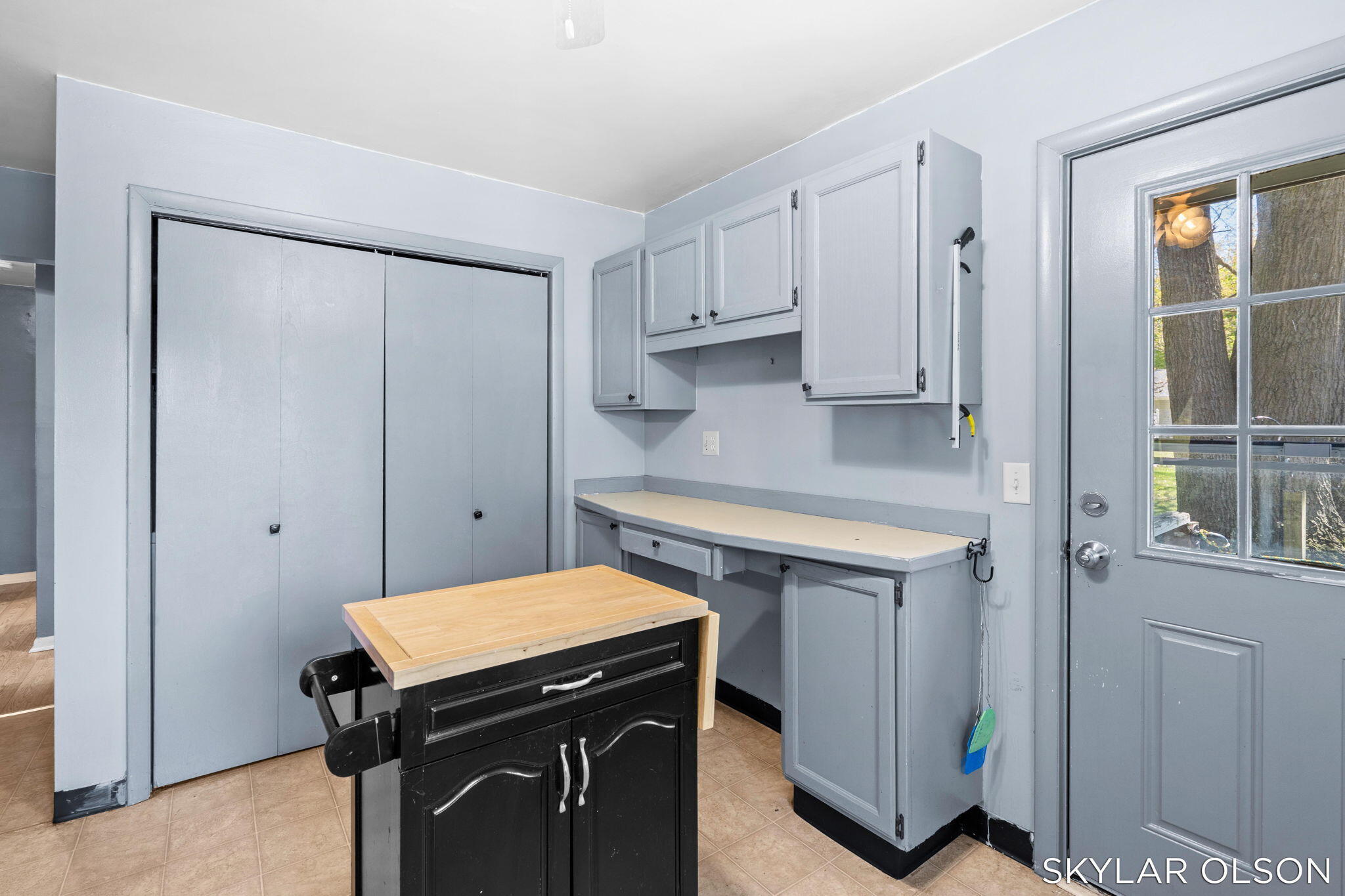 1081 Vick Road Norton Shores MI 49441