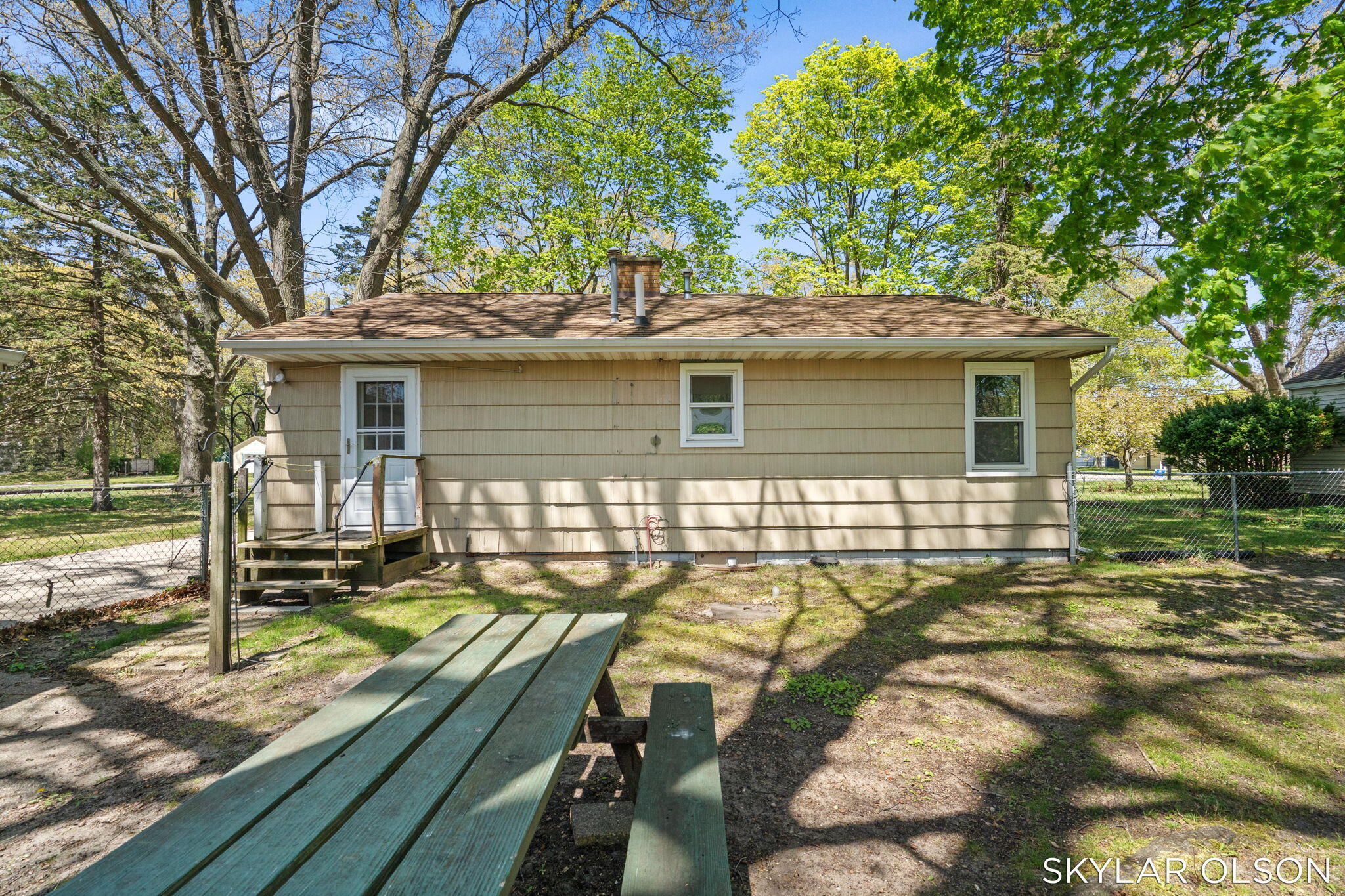 1081 Vick Road Norton Shores MI 49441