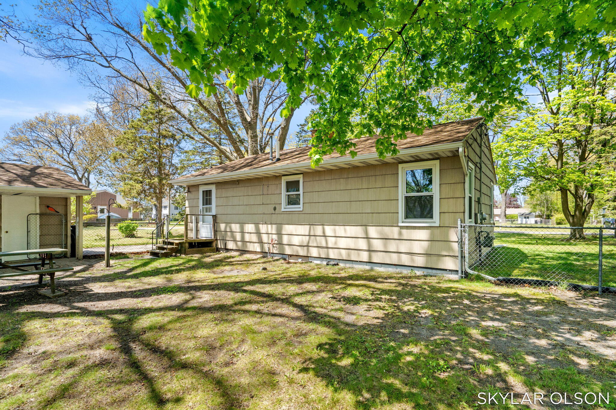 1081 Vick Road Norton Shores MI 49441