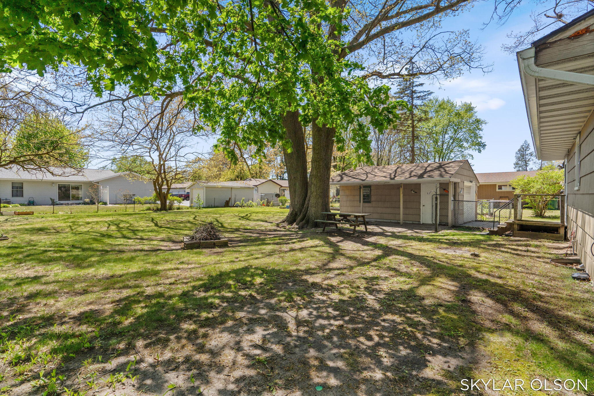 1081 Vick Road Norton Shores MI 49441