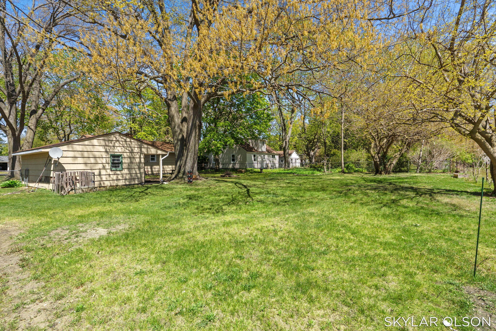 1081 Vick Road Norton Shores MI 49441
