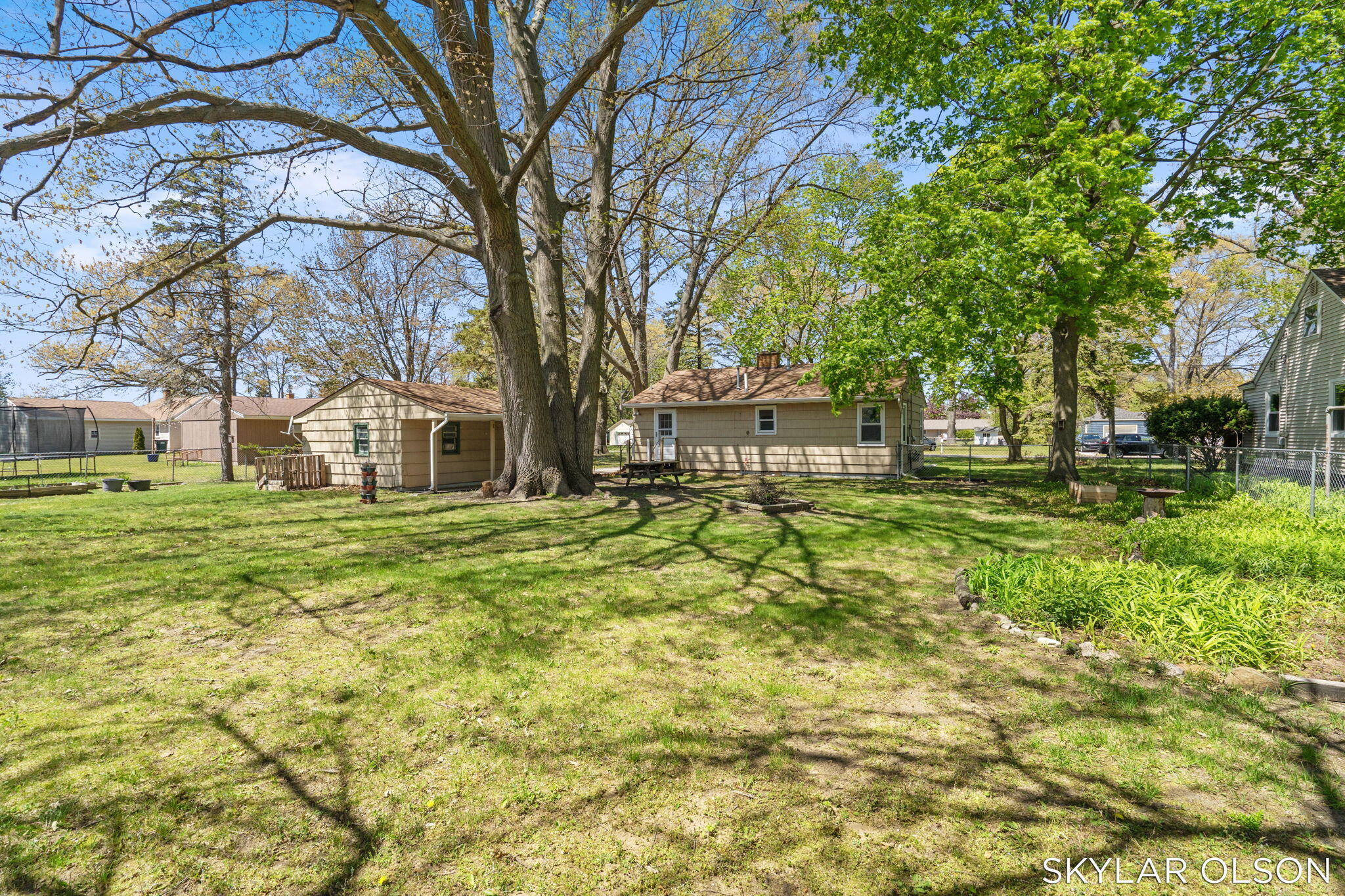 1081 Vick Road Norton Shores MI 49441