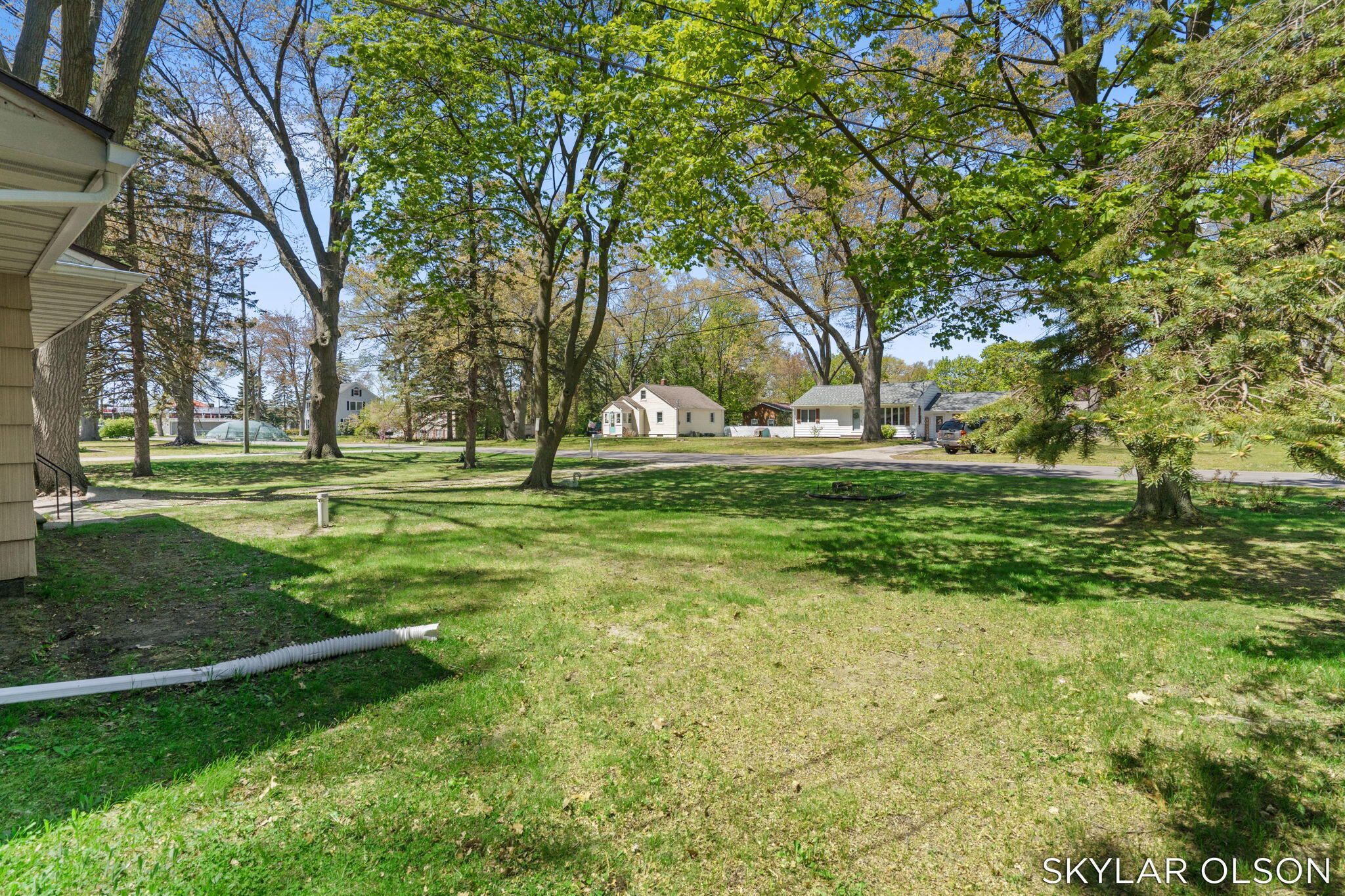 1081 Vick Road Norton Shores MI 49441
