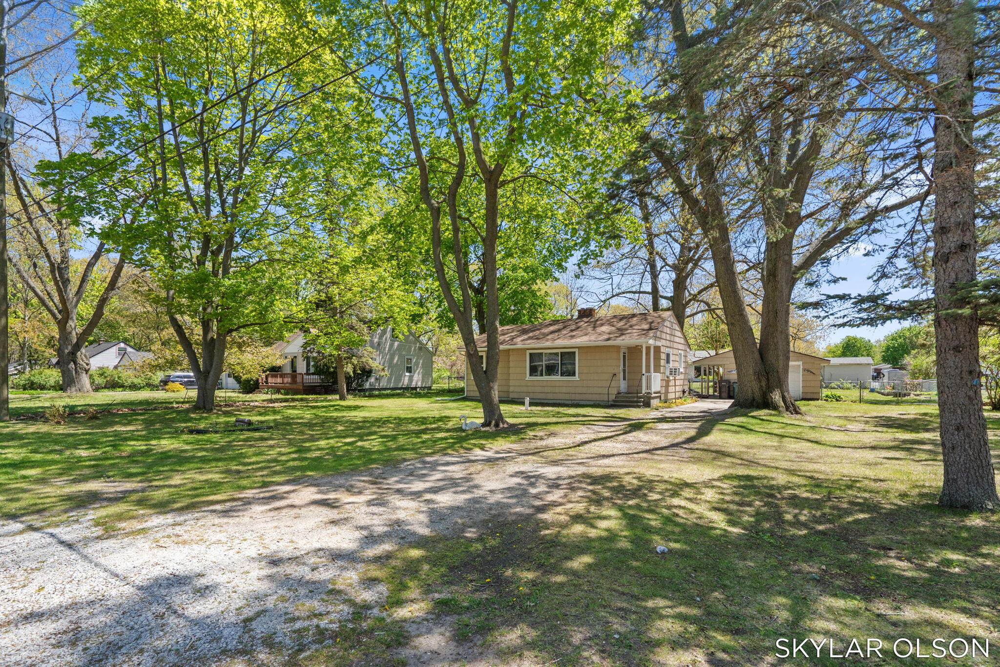 1081 Vick Road Norton Shores MI 49441