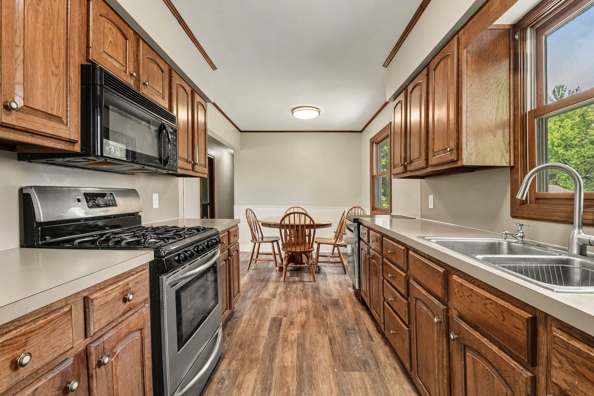 2146 Engleside Drive SE Grand Rapids MI 49546