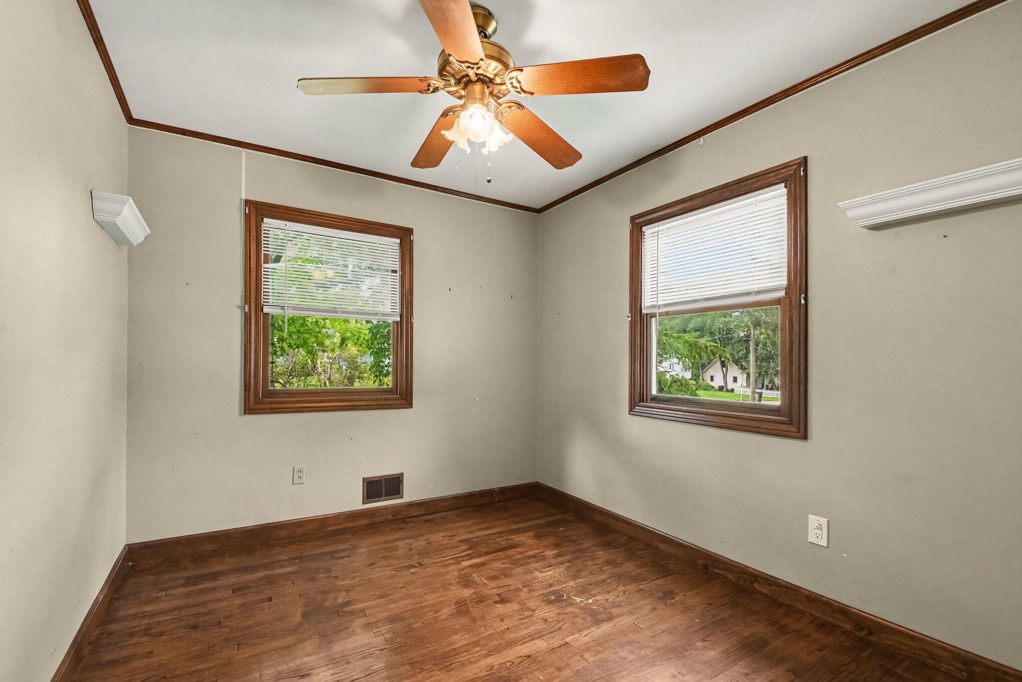 2146 Engleside Drive SE Grand Rapids MI 49546