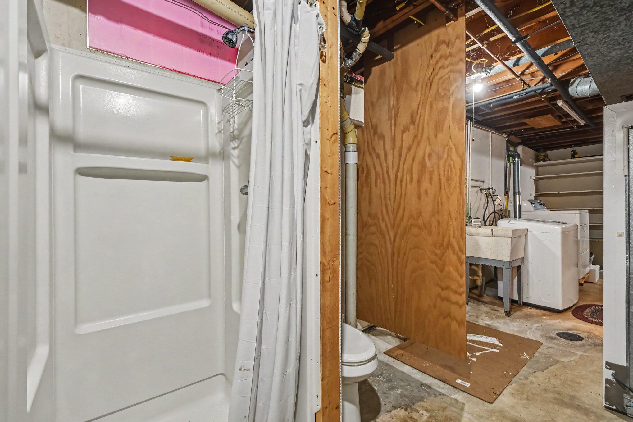 2146 Engleside Drive SE Grand Rapids MI 49546