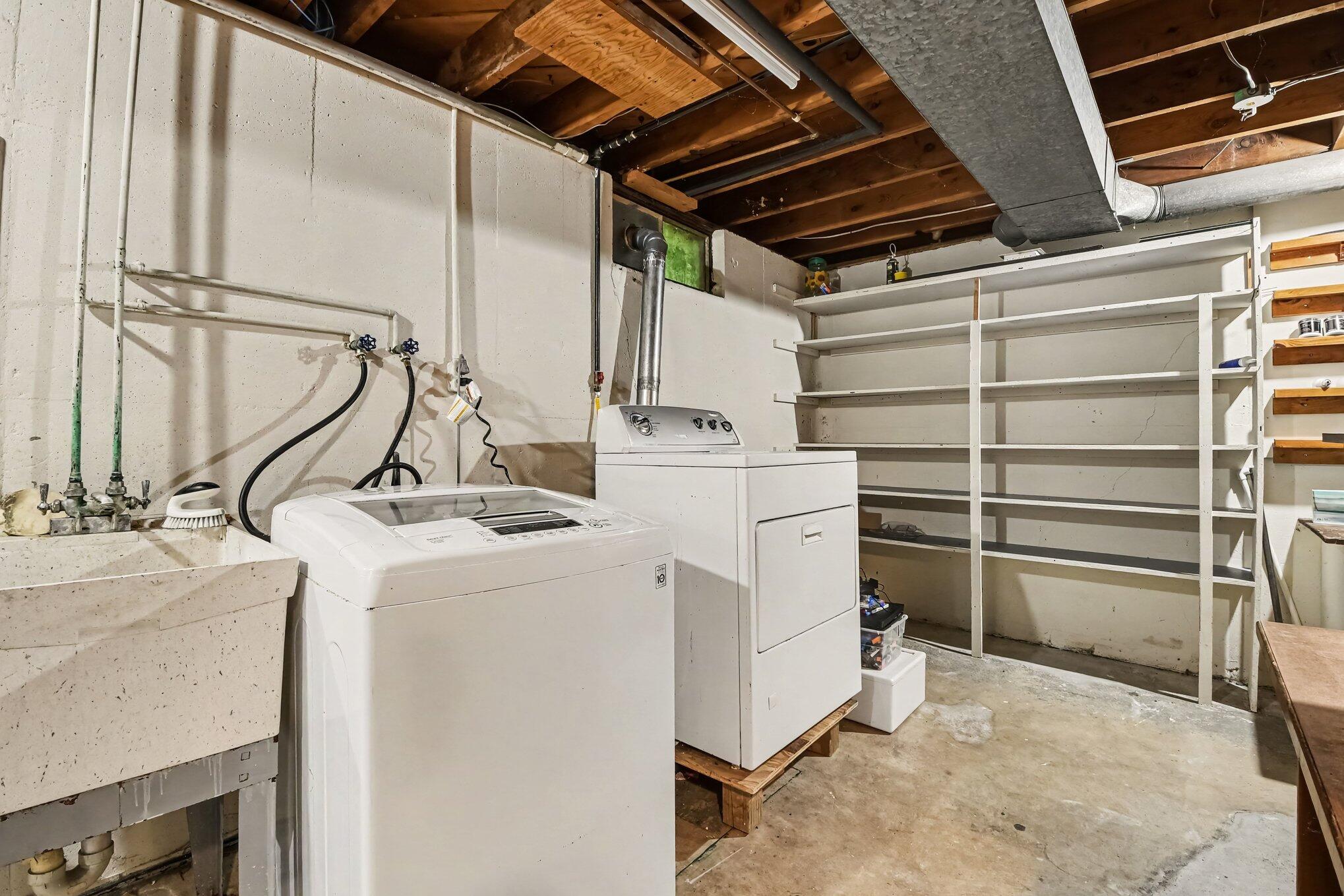 2146 Engleside Drive SE Grand Rapids MI 49546