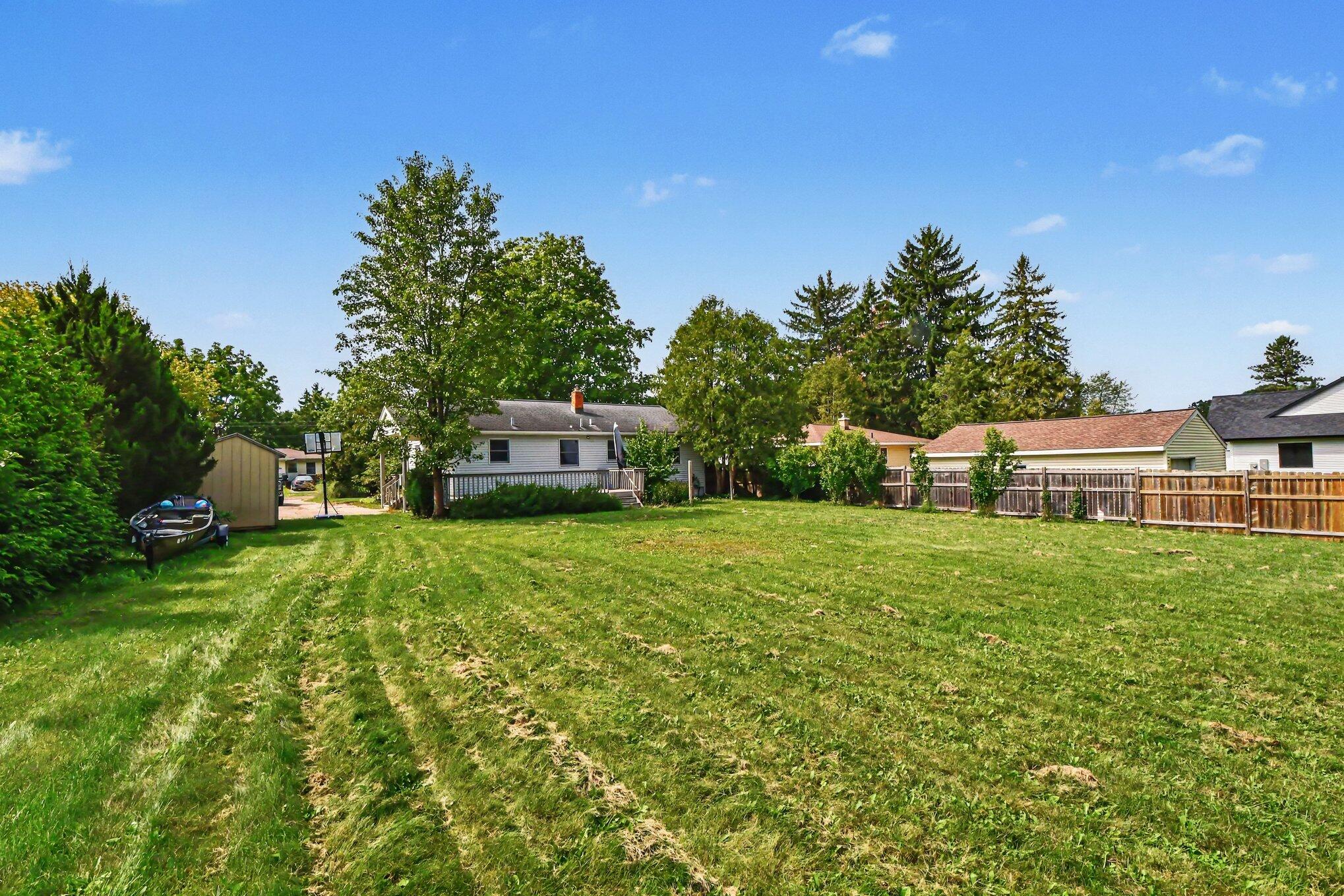 2146 Engleside Drive SE Grand Rapids MI 49546