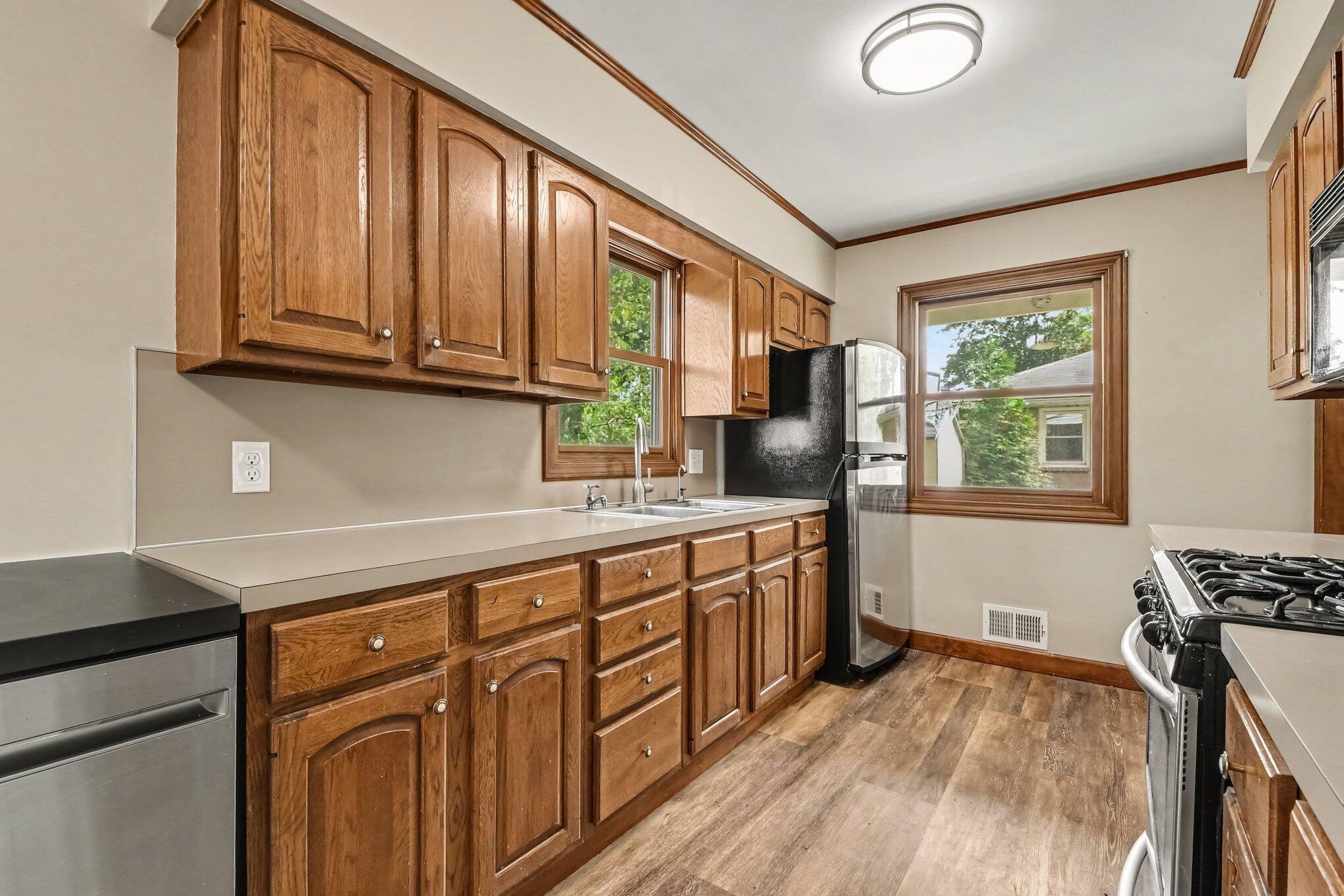 2146 Engleside Drive SE Grand Rapids MI 49546