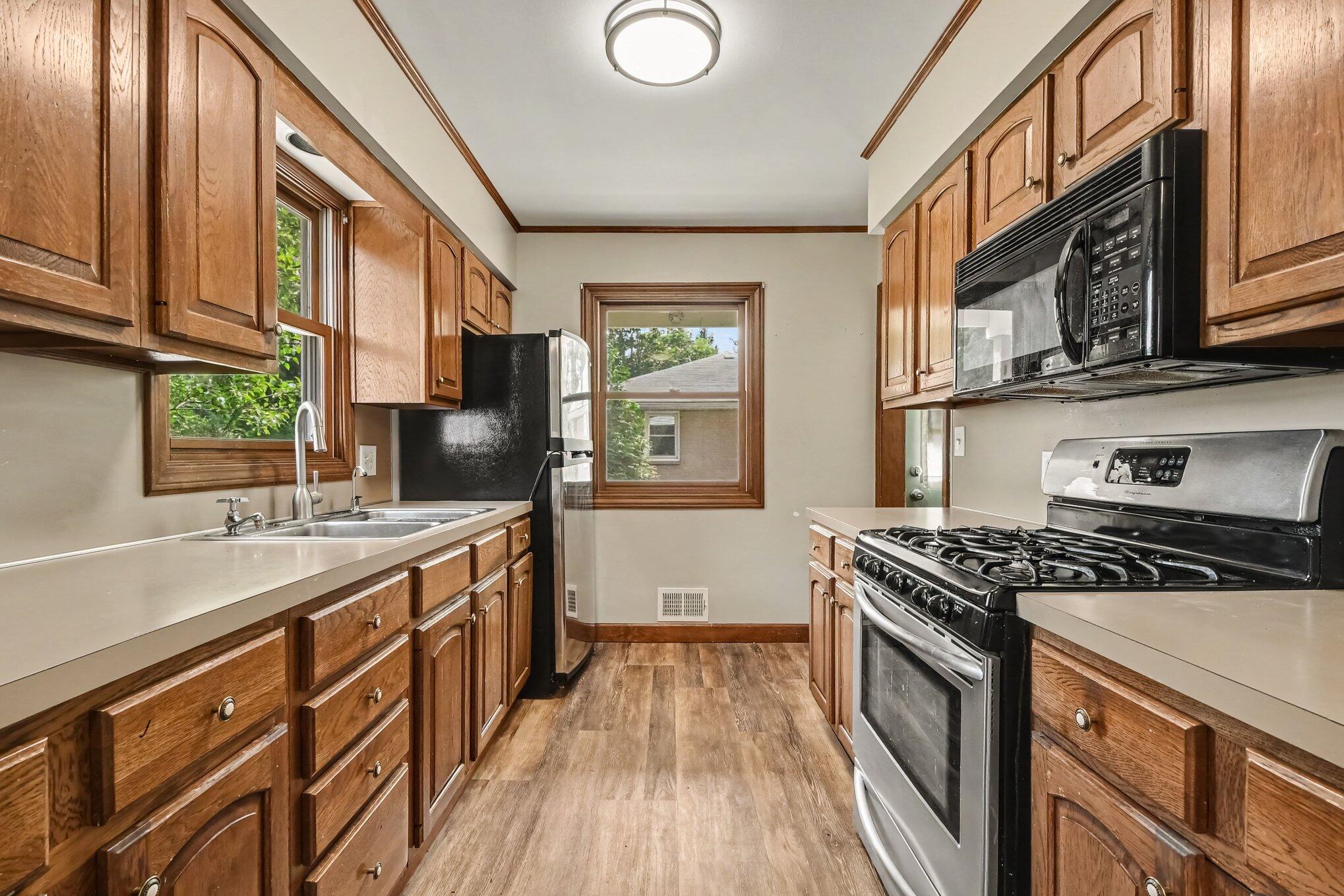 2146 Engleside Drive SE Grand Rapids MI 49546