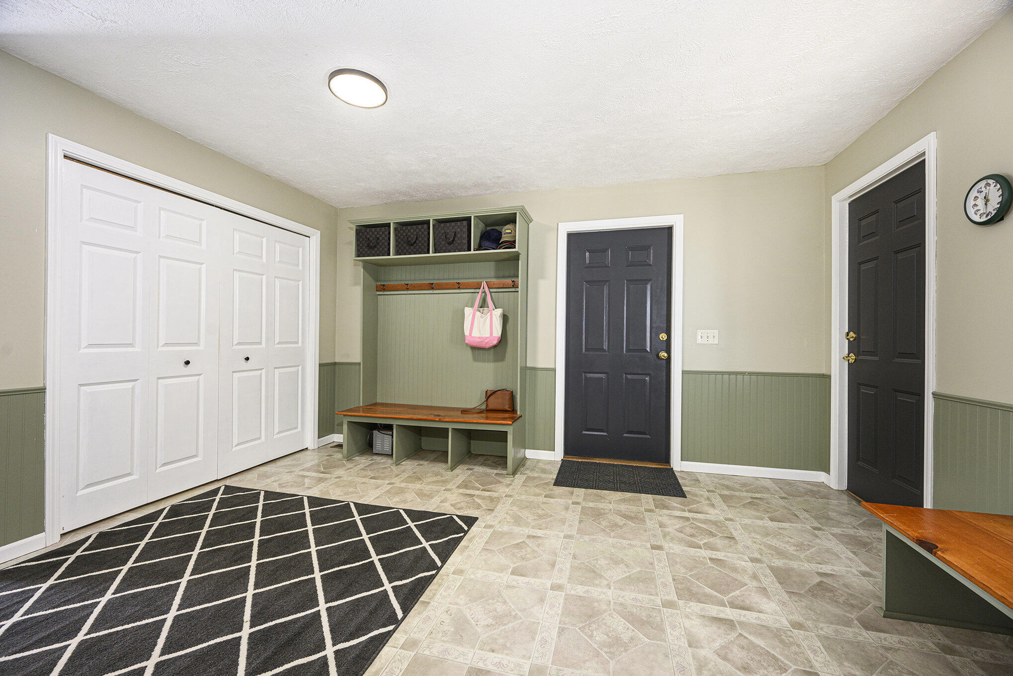 5856 Windingwood Drive Kalamazoo MI 49009