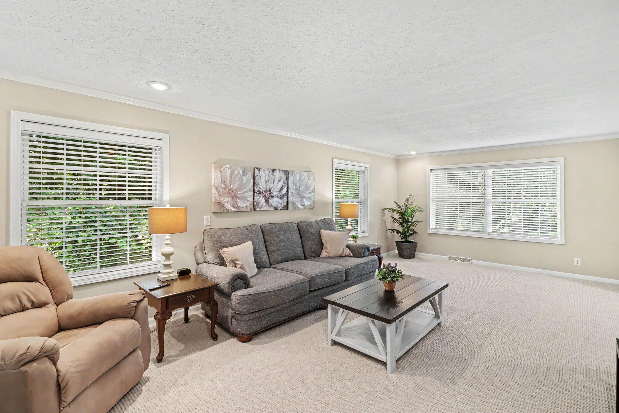 5856 Windingwood Drive Kalamazoo MI 49009