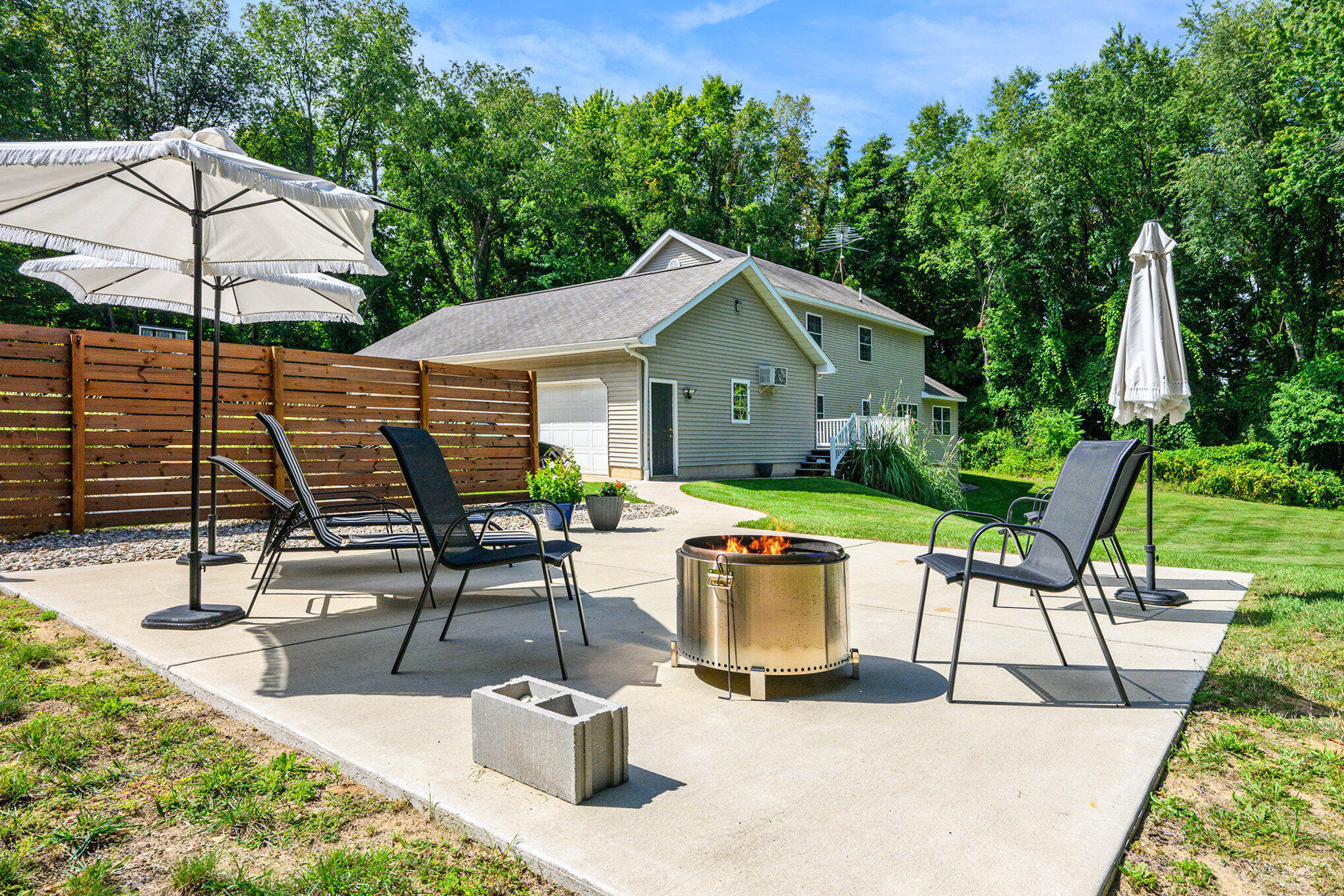 5856 Windingwood Drive Kalamazoo MI 49009