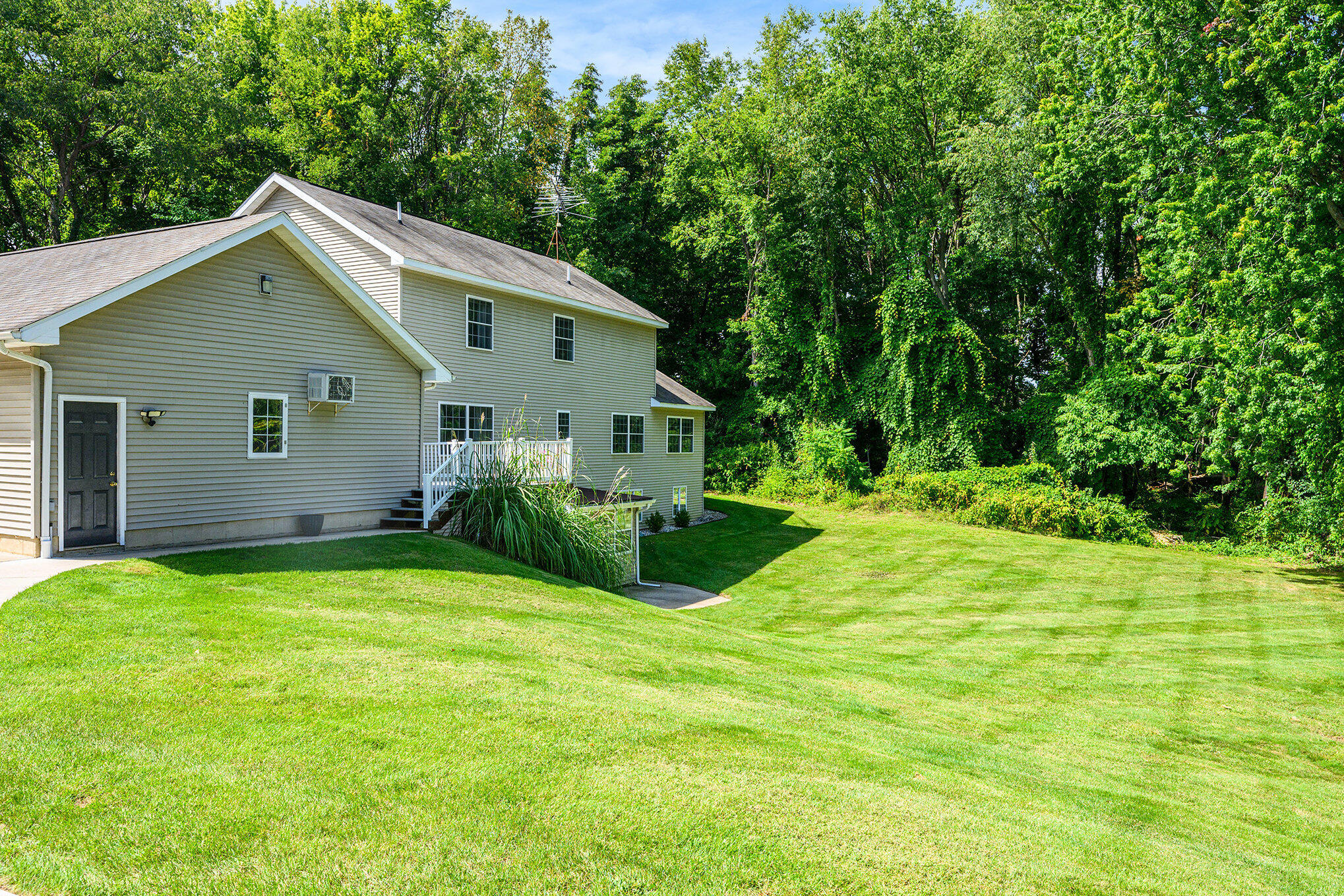 5856 Windingwood Drive Kalamazoo MI 49009