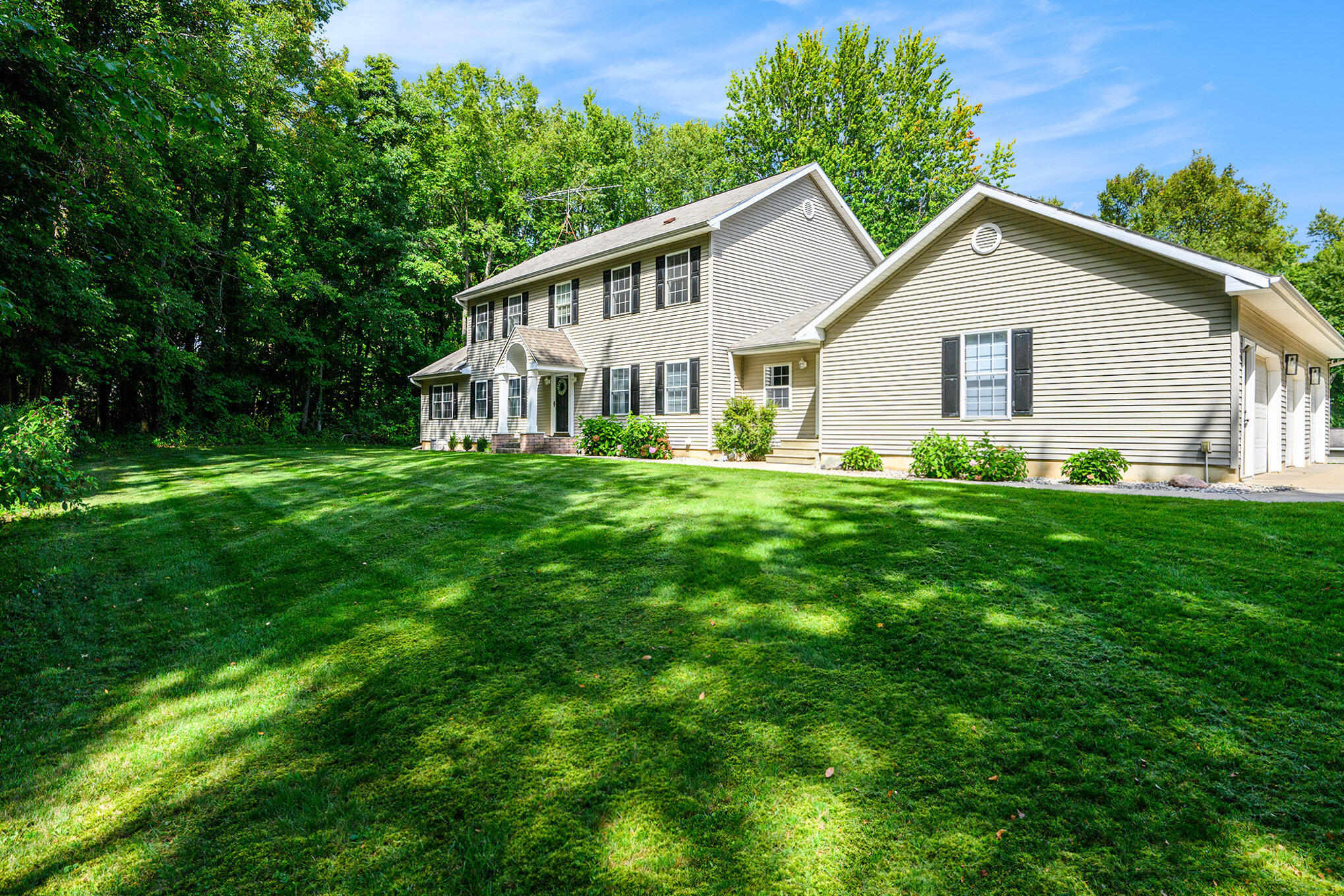 5856 Windingwood Drive Kalamazoo MI 49009