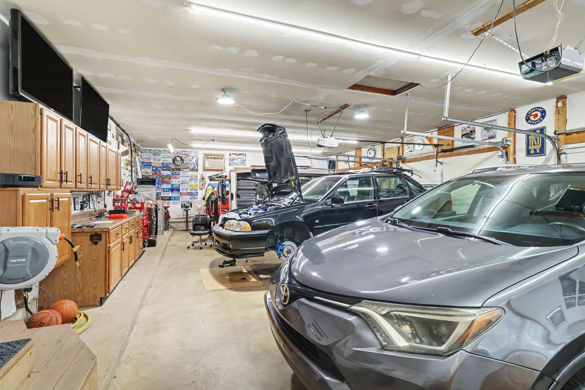 5856 Windingwood Drive Kalamazoo MI 49009