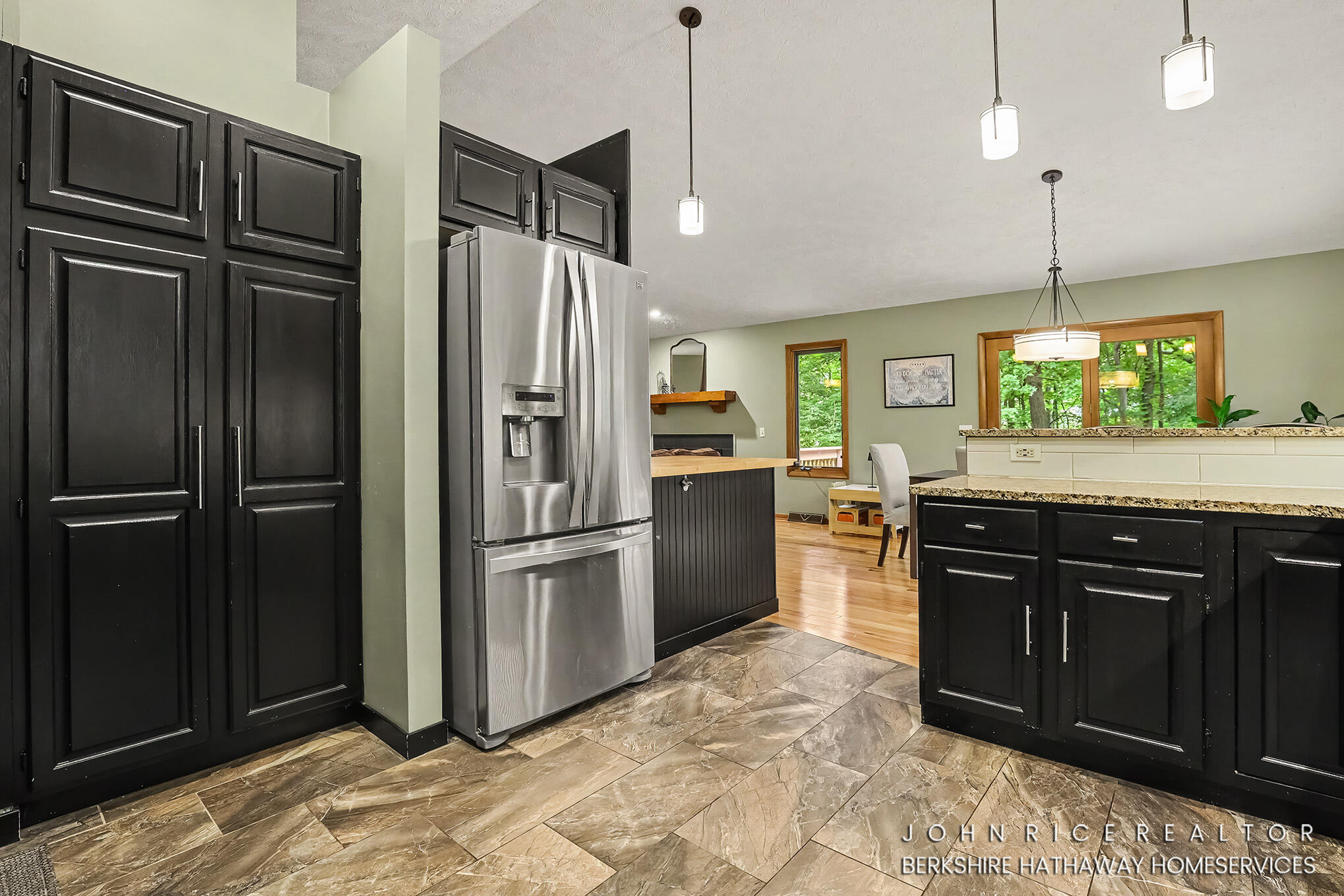 956 Spaulding Avenue SE Ada MI 49301