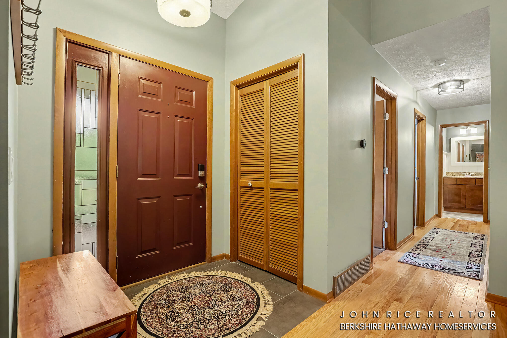 956 Spaulding Avenue SE Ada MI 49301