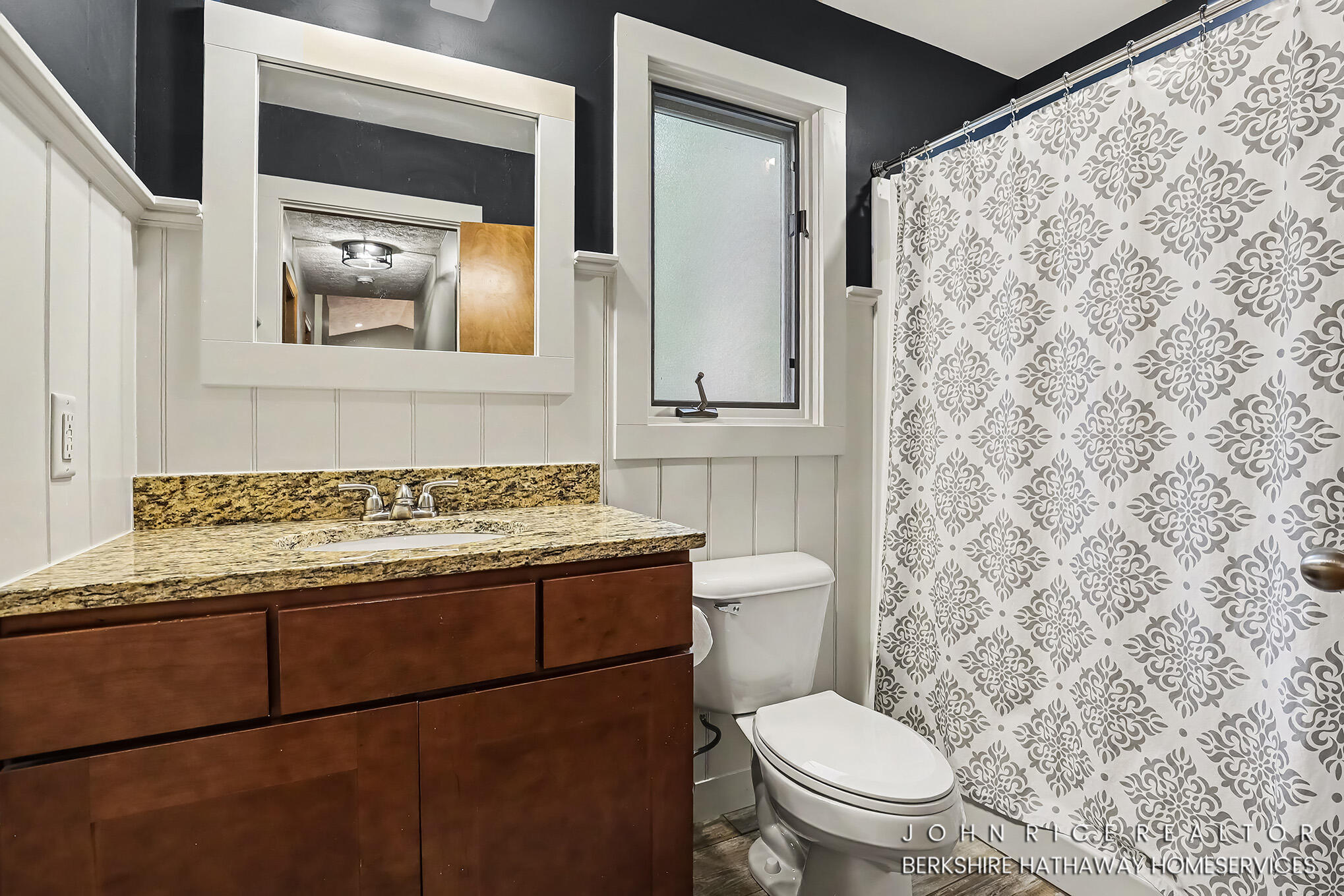 956 Spaulding Avenue SE Ada MI 49301