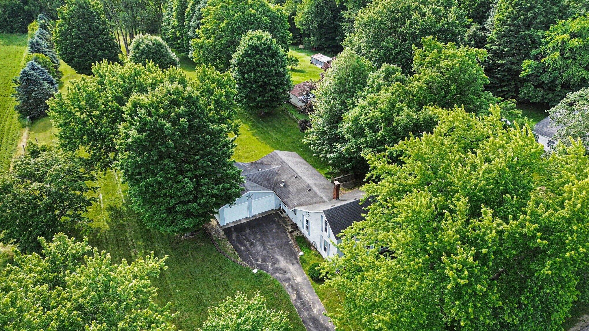 58655 Penn Road Cassopolis MI 49031