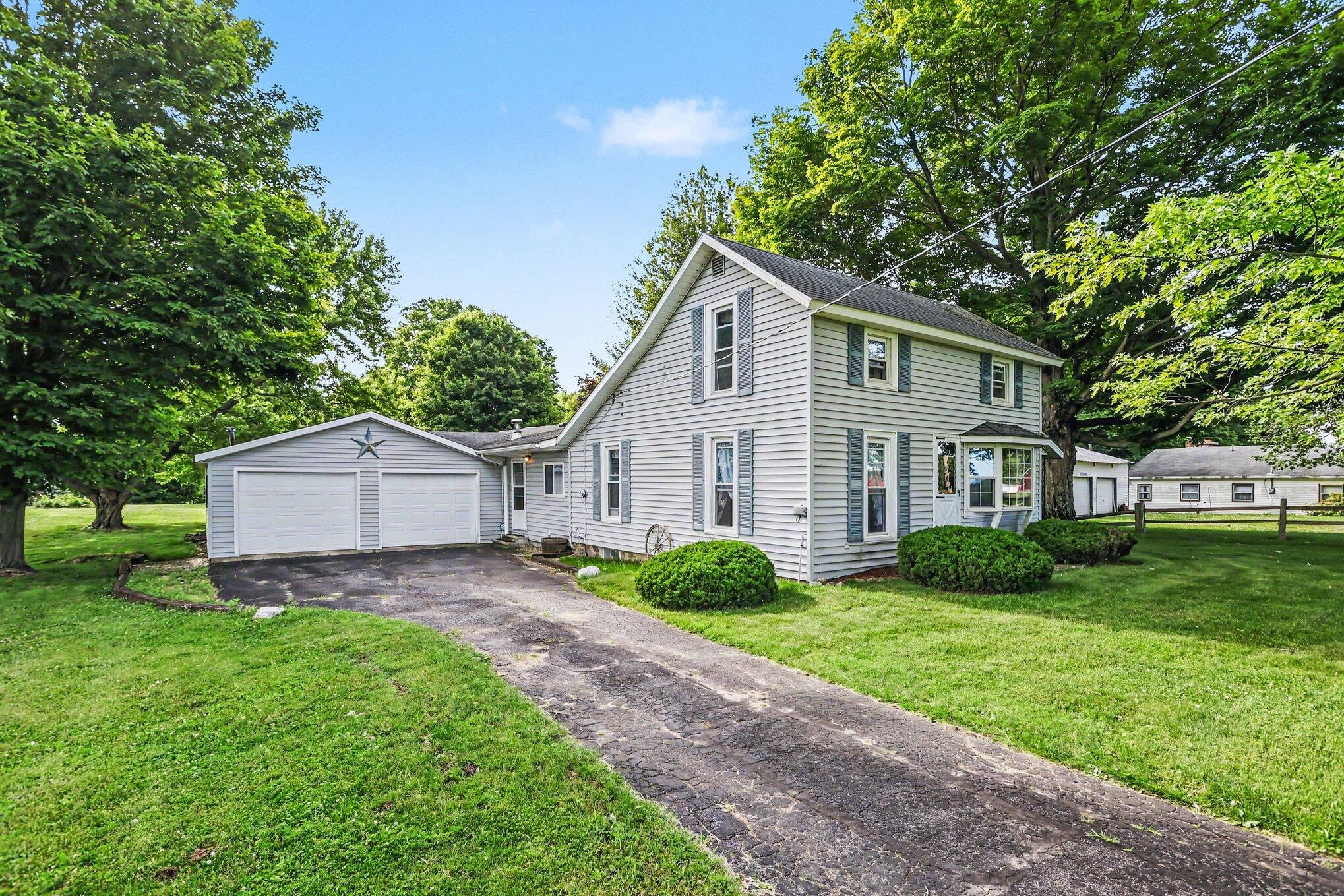 58655 Penn Road Cassopolis MI 49031