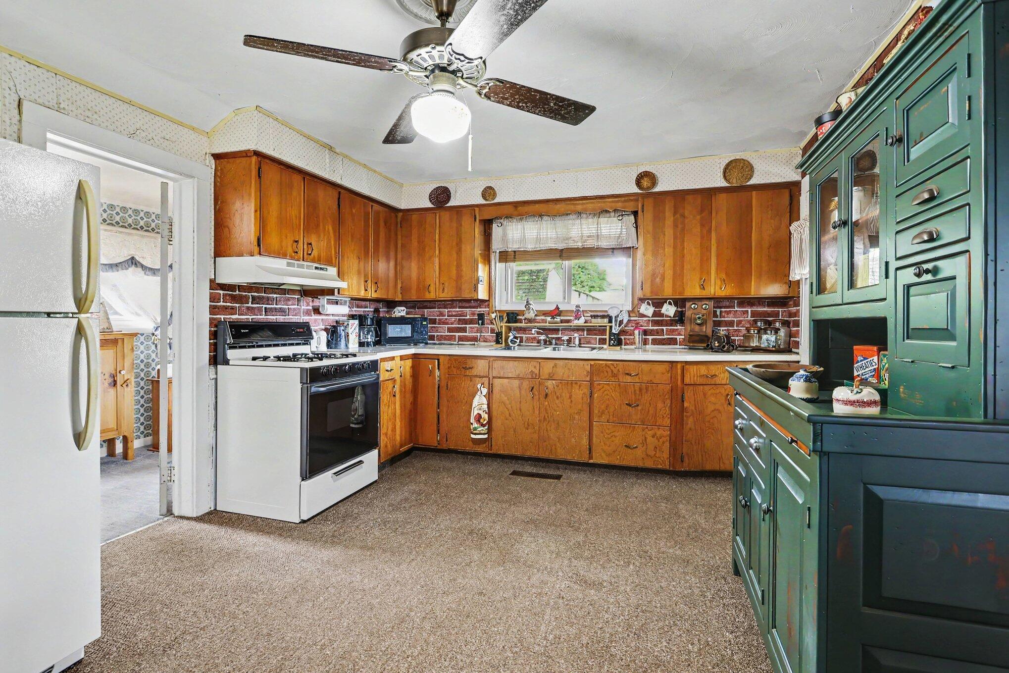 58655 Penn Road Cassopolis MI 49031