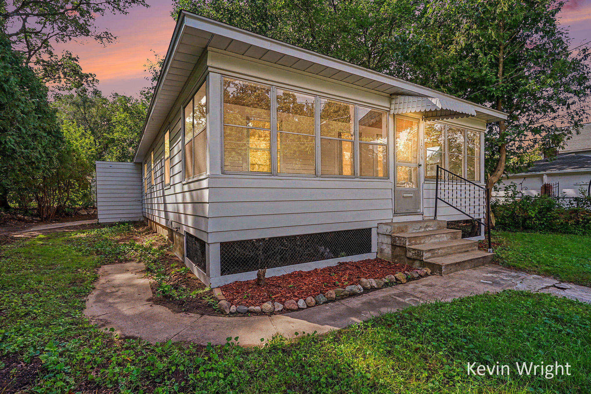 1014 Short Street NE Grand Rapids MI 49503