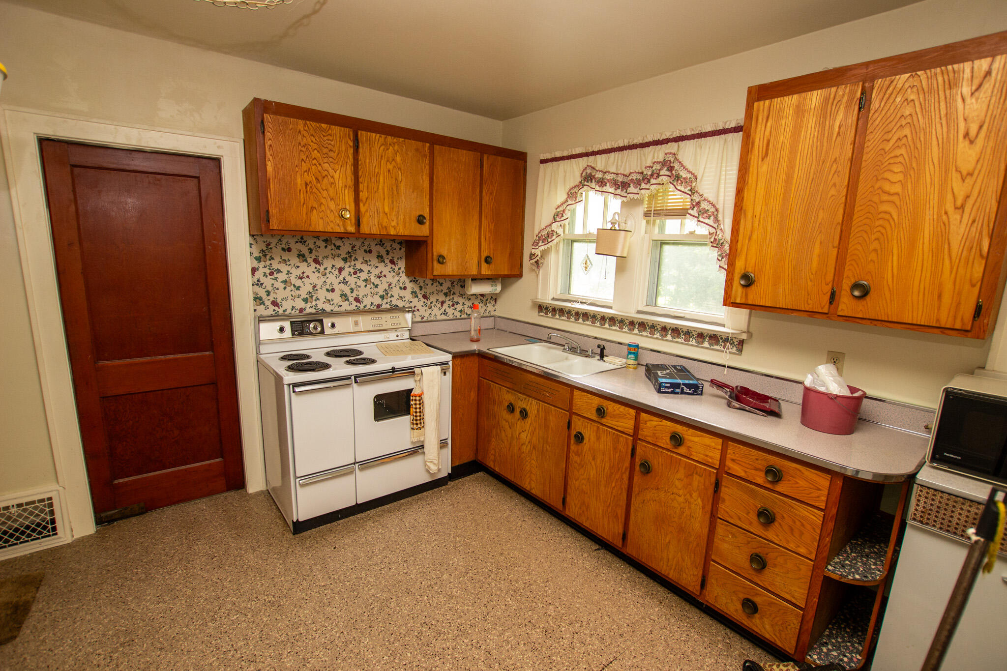 12770 S Wolcott Sawyer MI 49125