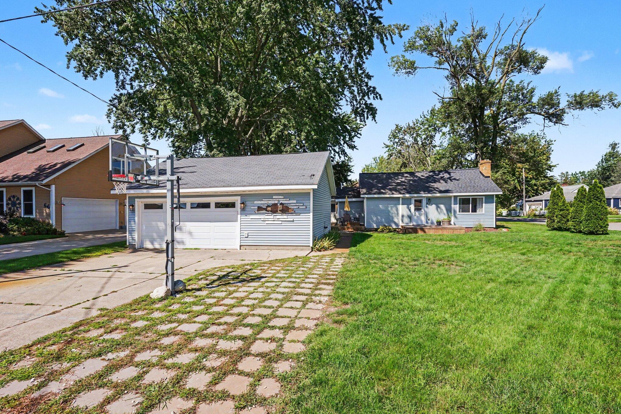 66 Lakeview Avenue Norton Shores MI 49444