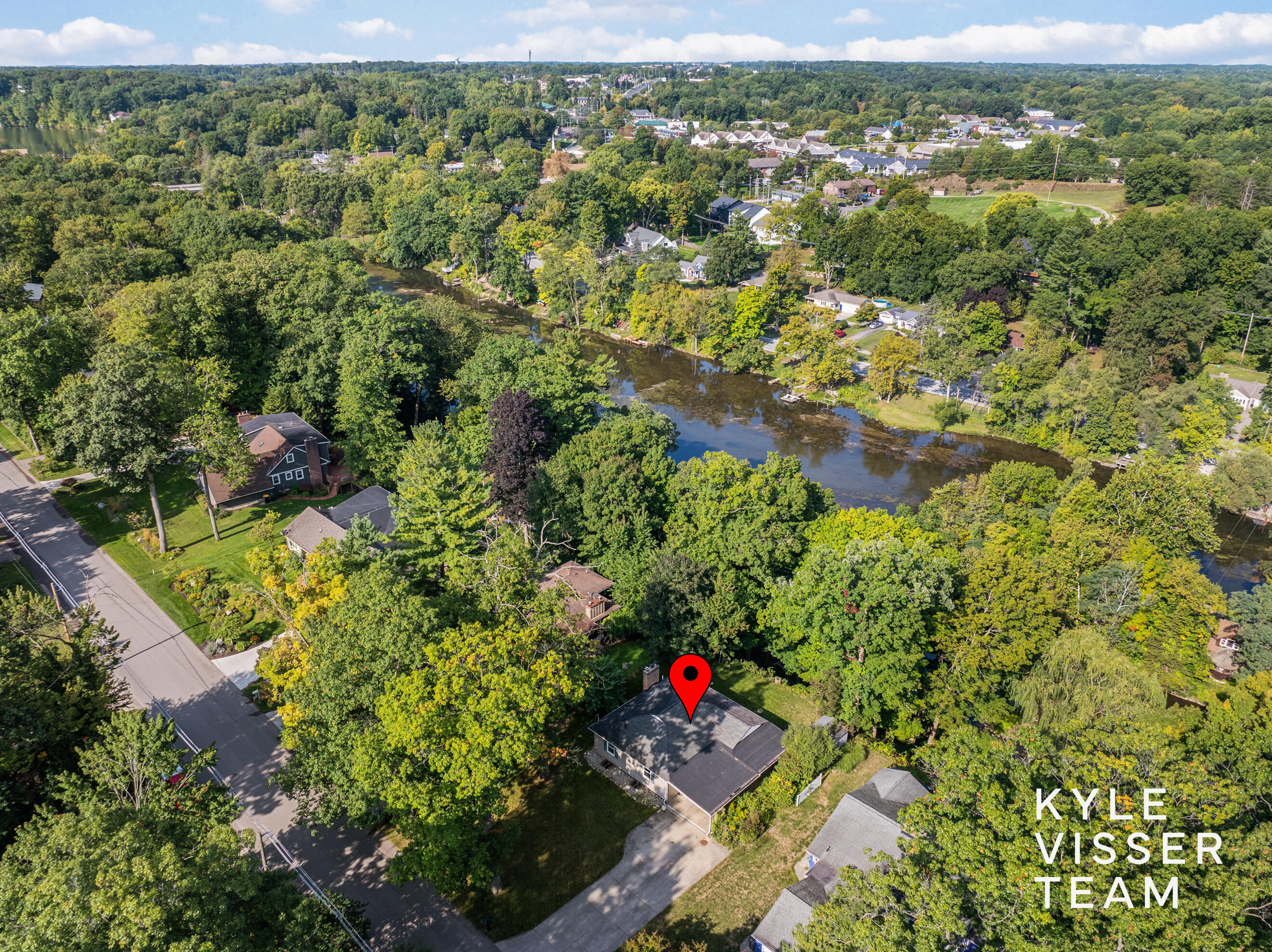2757 Cascade Springs Drive SE Grand Rapids MI 49546