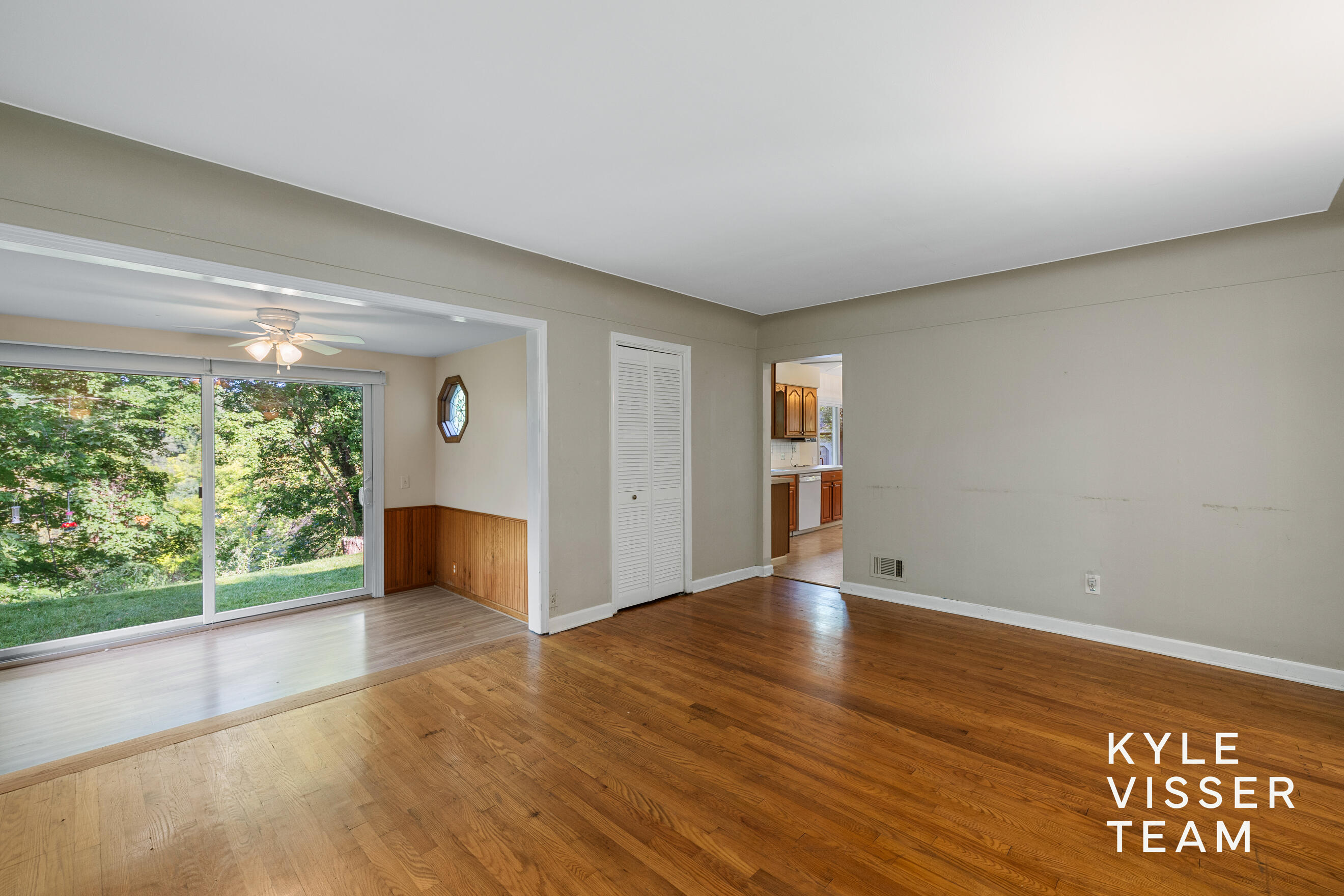 2757 Cascade Springs Drive SE Grand Rapids MI 49546
