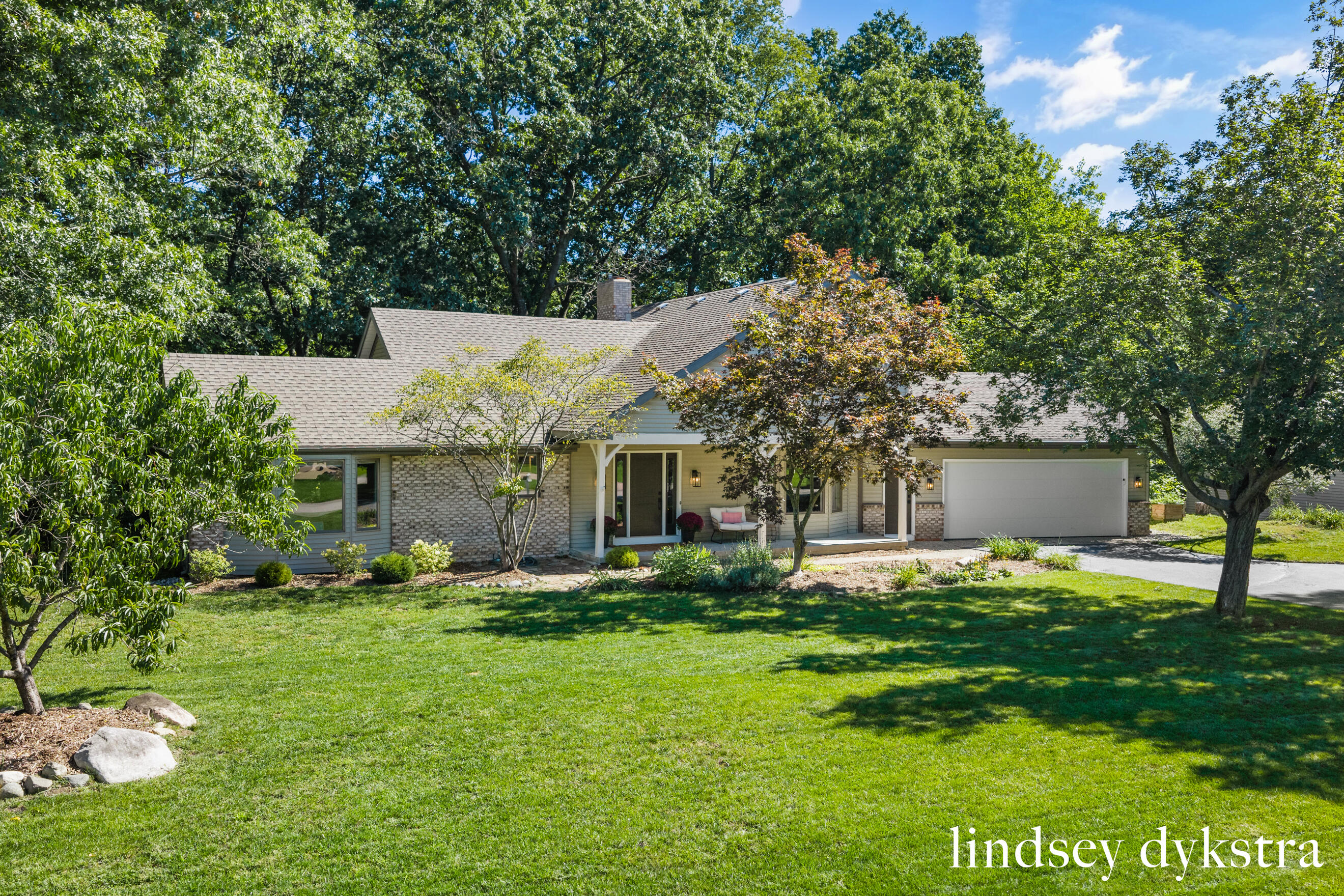 7395 Whispering Ridge Street SE Grand Rapids MI 49546
