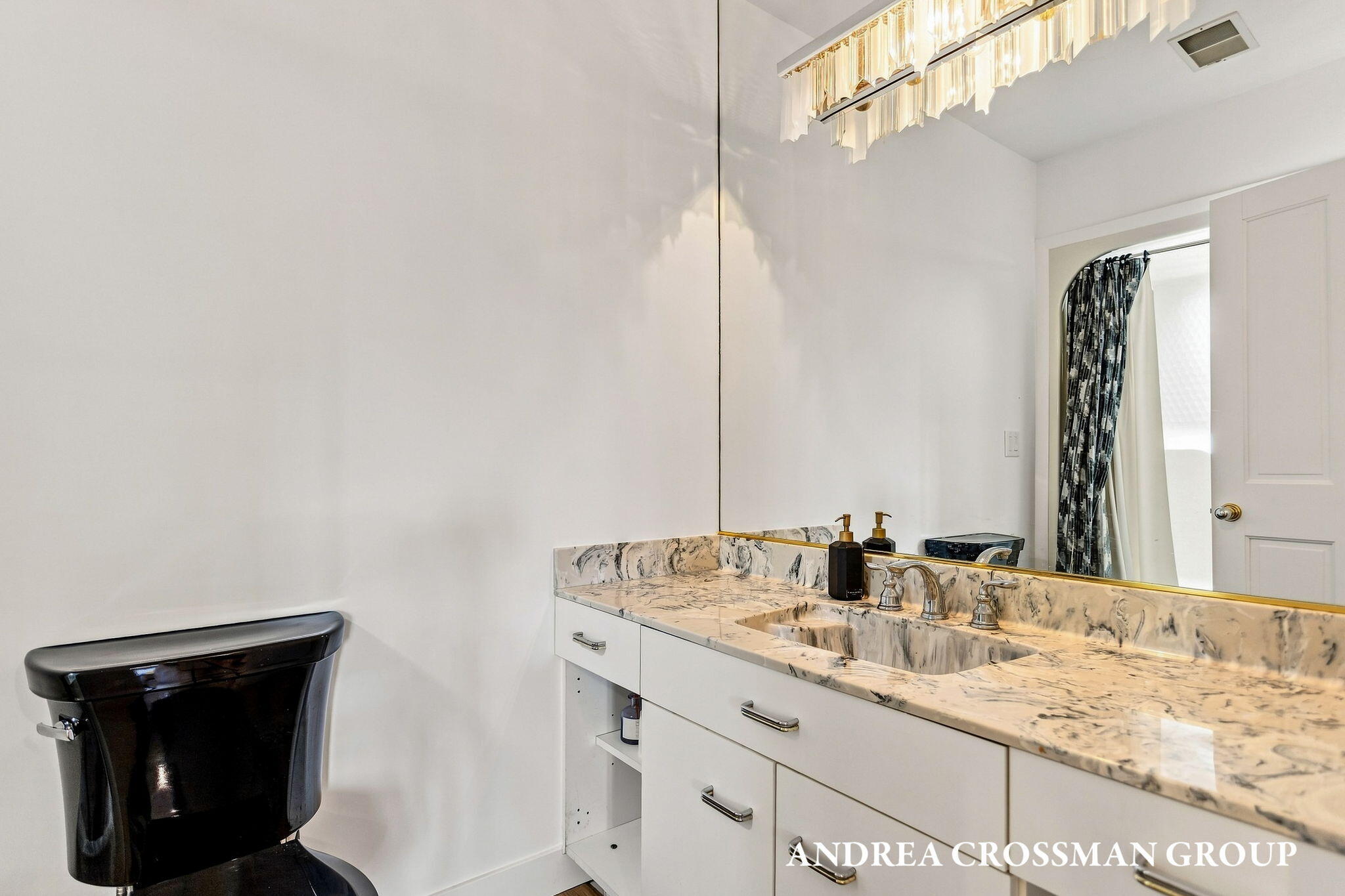 2337 Maksaba Trail Macatawa MI 49434