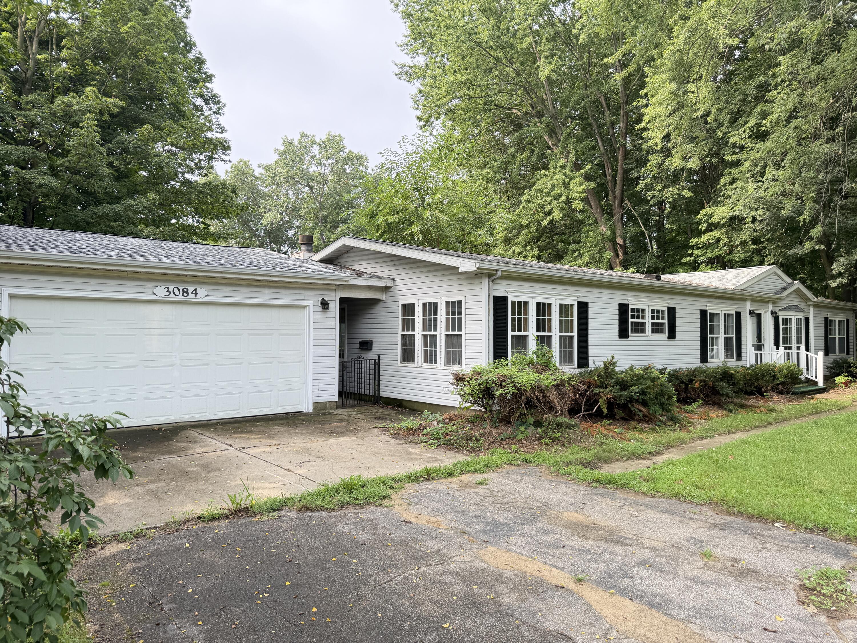 3084 S Pipestone Road Benton Harbor MI 49022