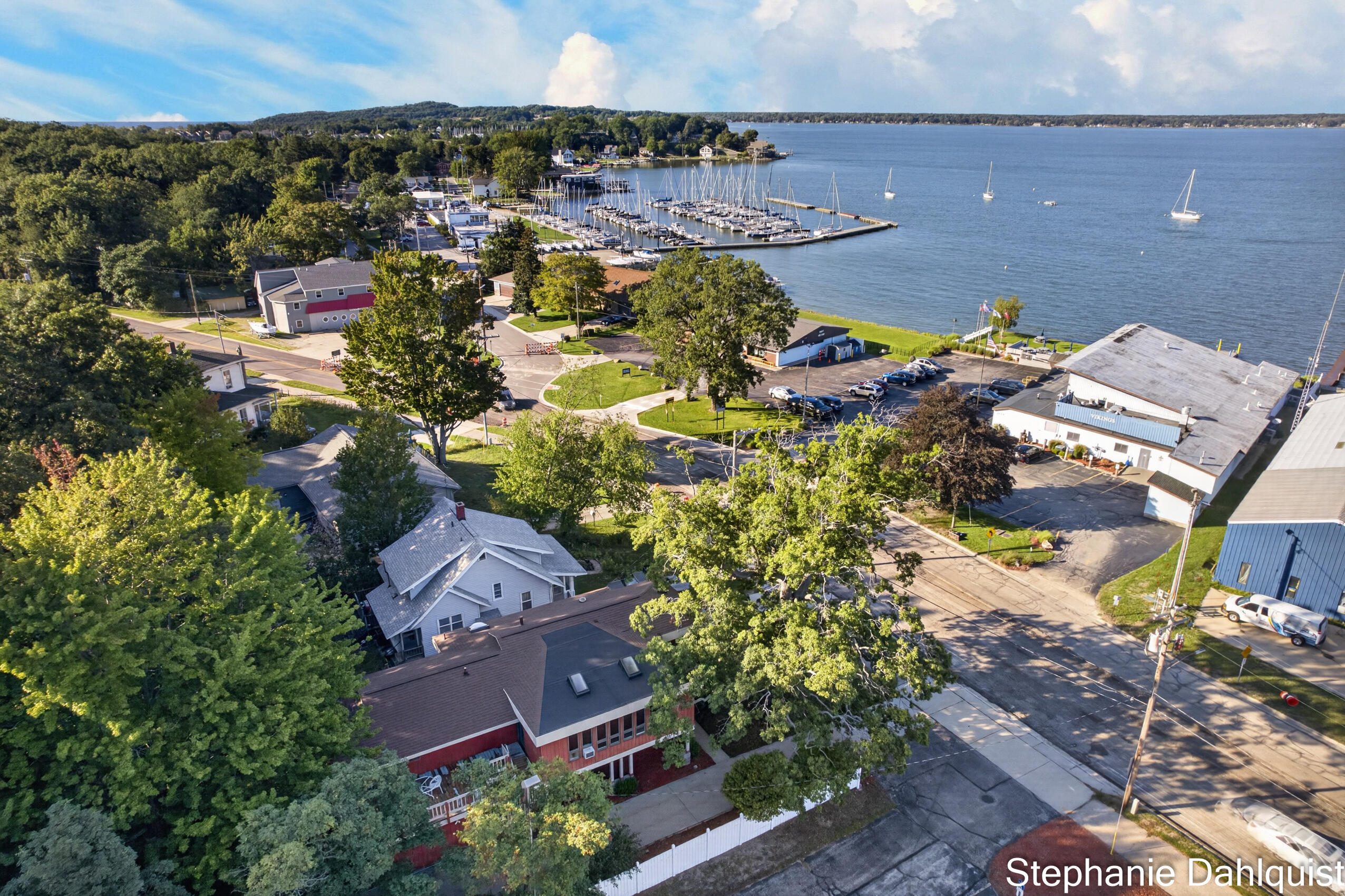 3135 Lakeshore Drive Muskegon MI 49441