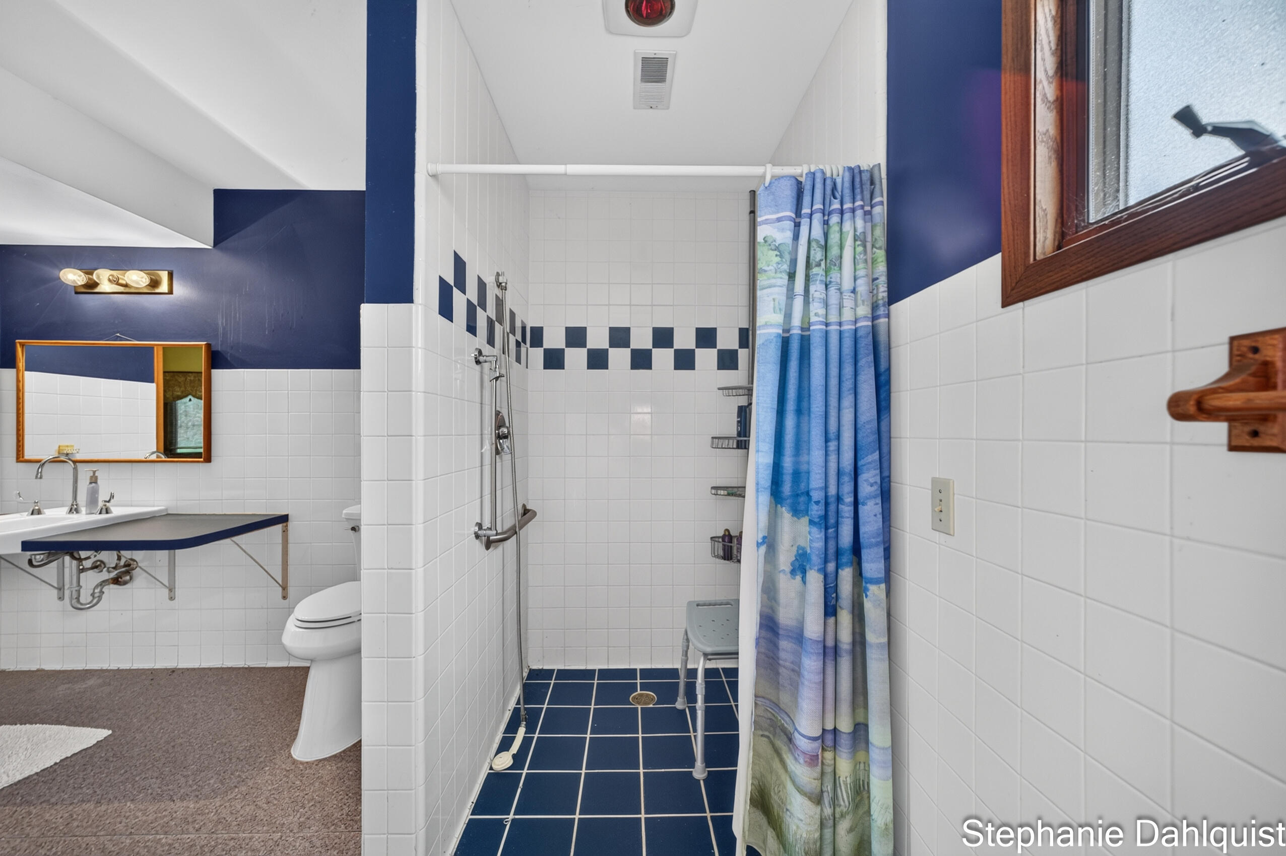 3135 Lakeshore Drive Muskegon MI 49441