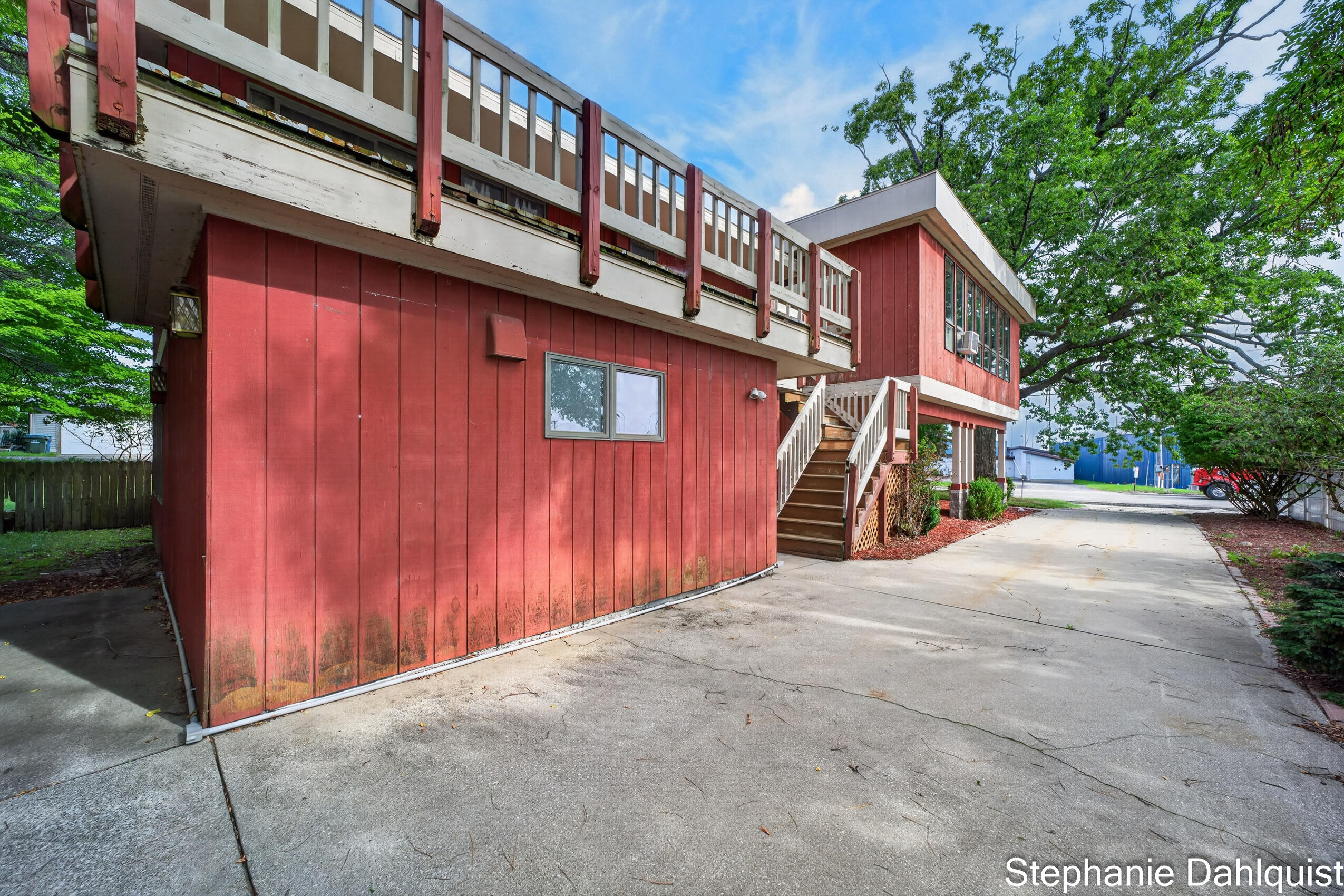 3135 Lakeshore Drive Muskegon MI 49441